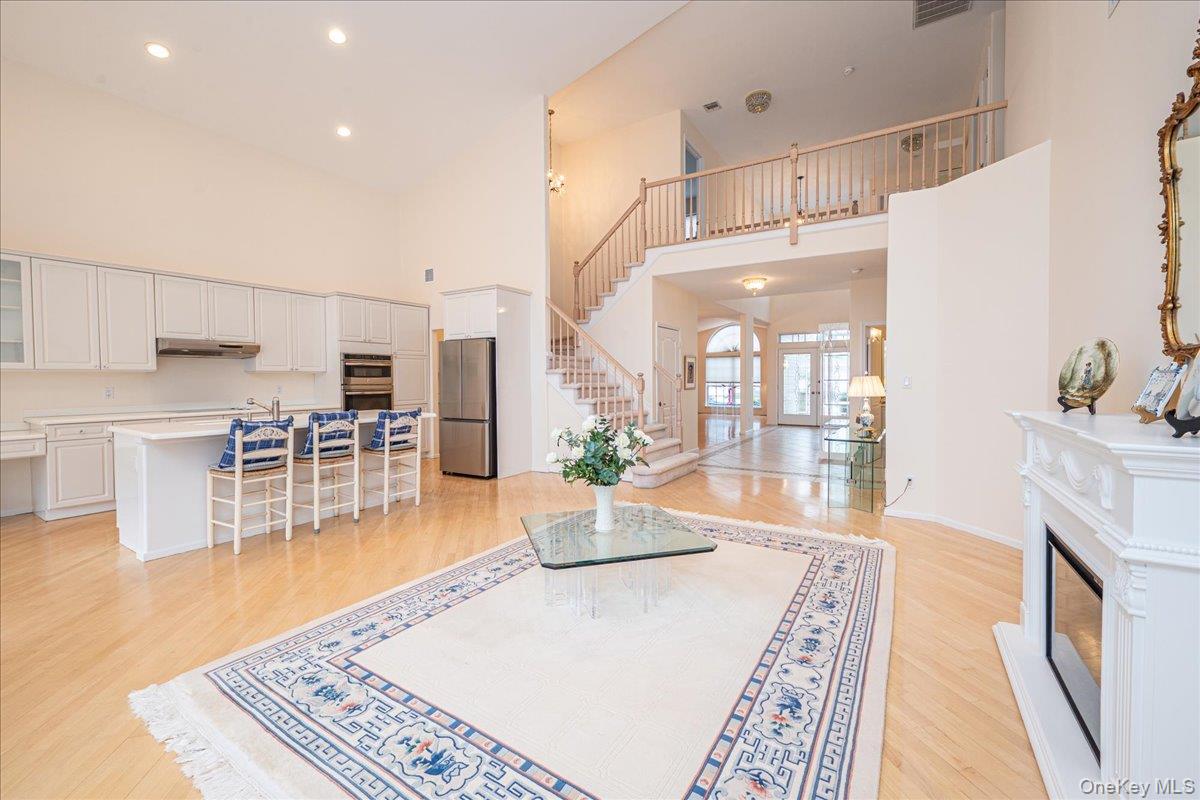 #9 photo, 205 Windwatch Drive, Саффолк ‖ Hauppauge , NY 11788