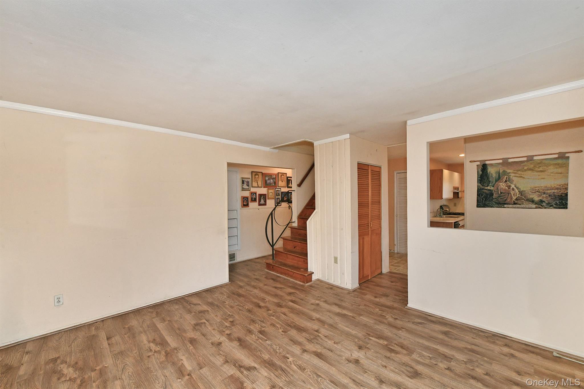 #7 photo, 4 Deepdale Drive, Brentwood , NY 11717