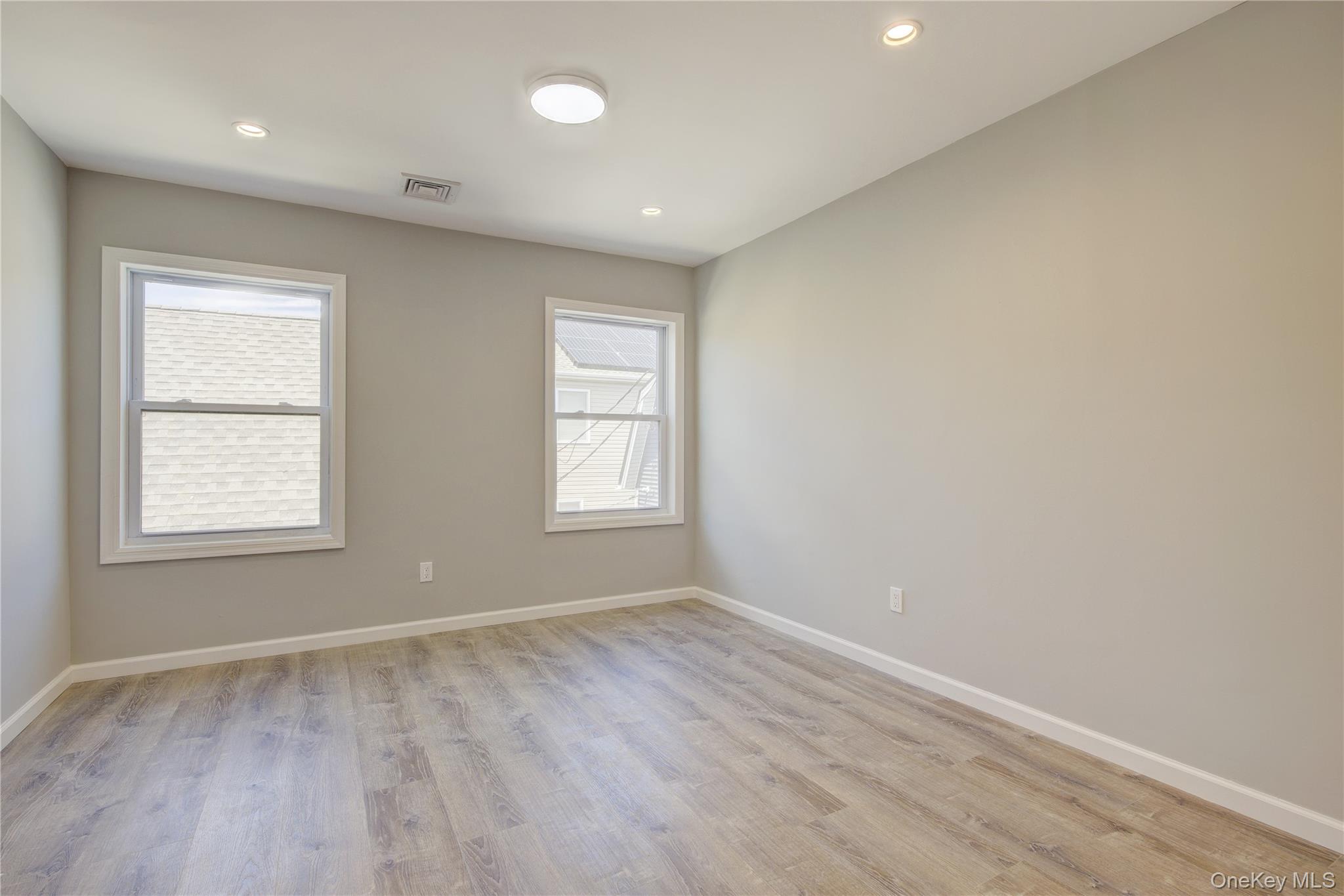 #10 photo, 58 California Street, מחוז נסאו Long Beach , NY 11561