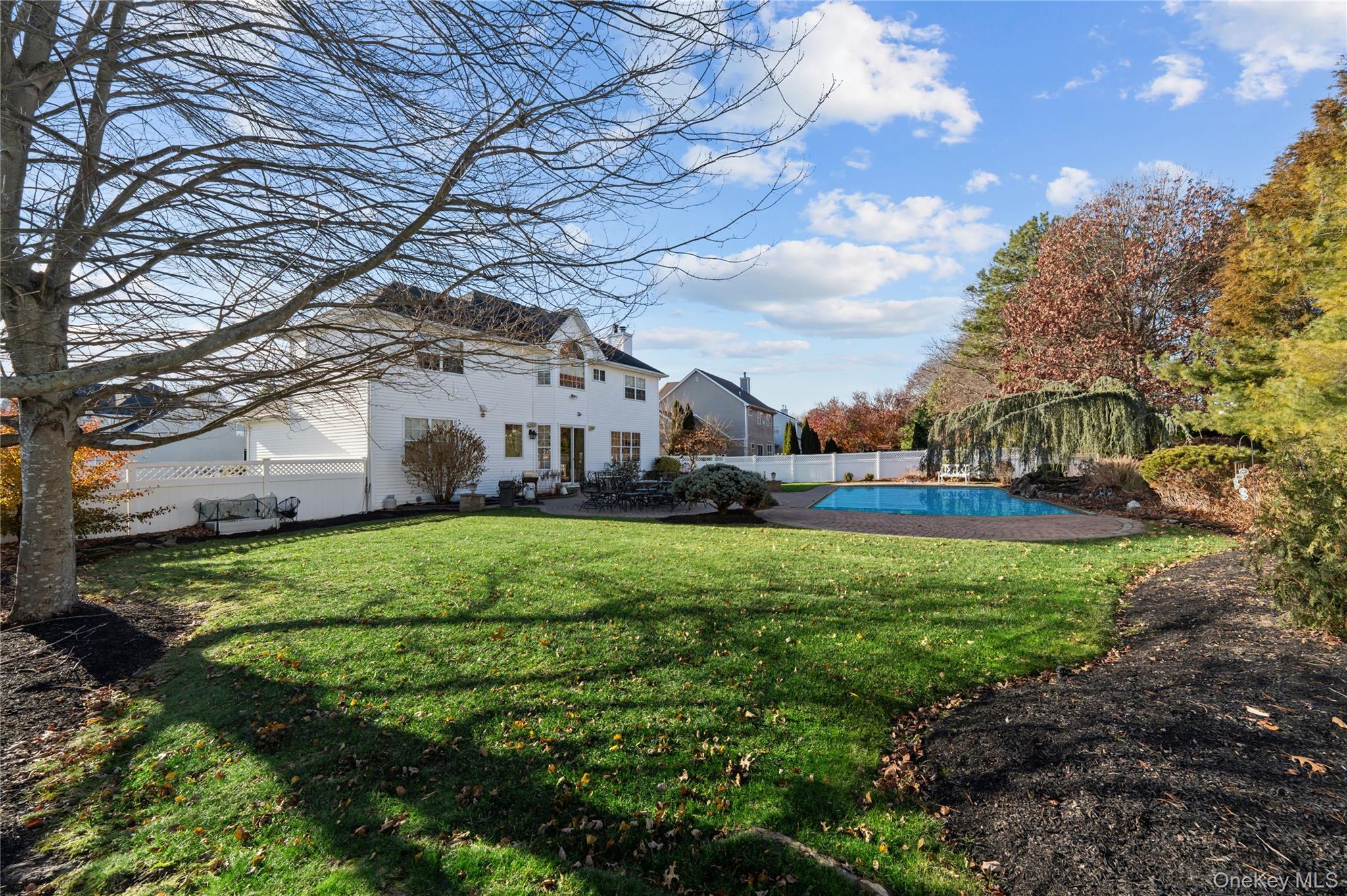 #5 photo, 2 Mayflower Lane, 롱 아일랜드 Holtsville , NY 11742