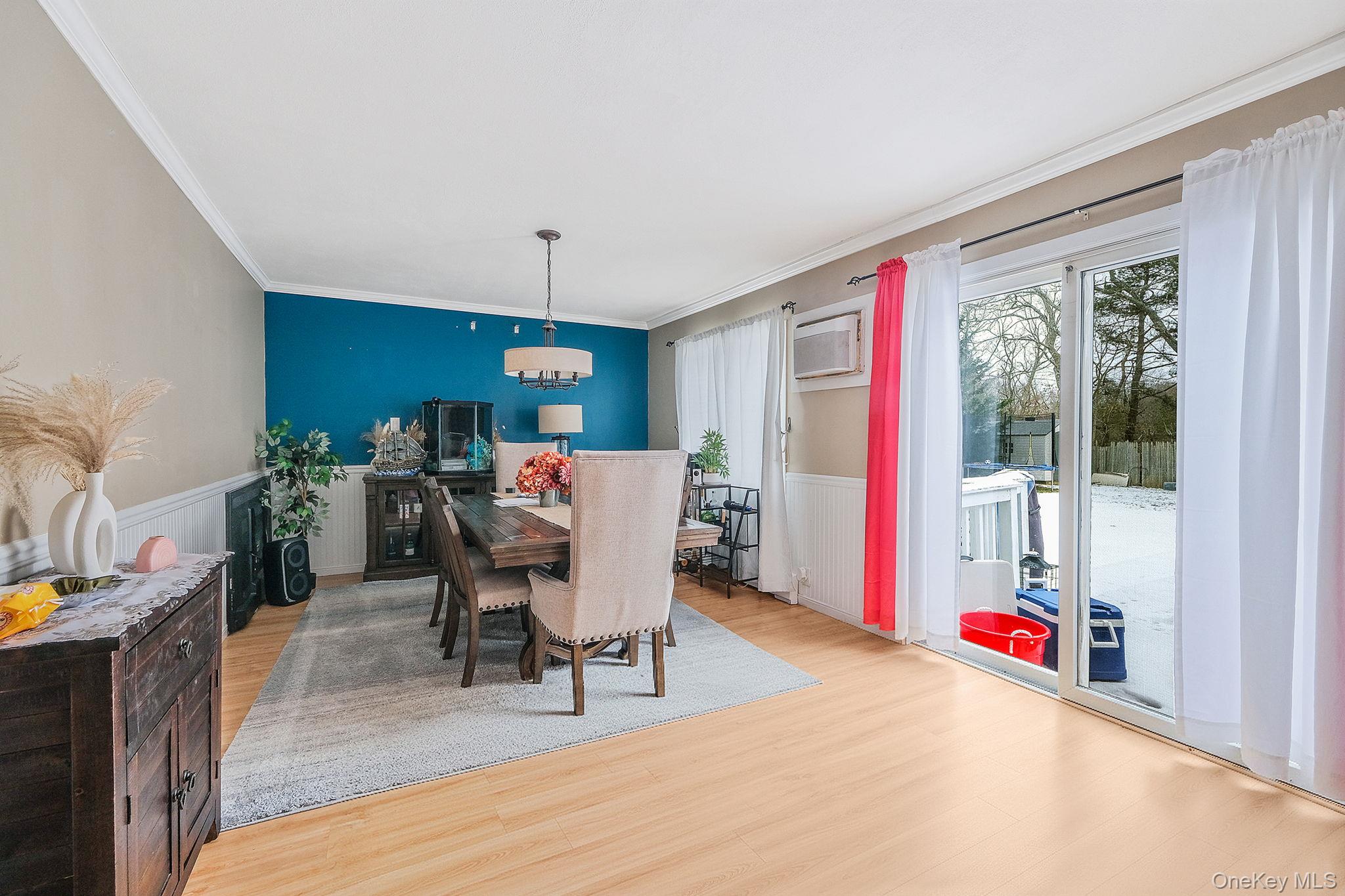 #17 photo, 38 Camille Lane, מחוז סאפוק East Patchogue , NY 11772