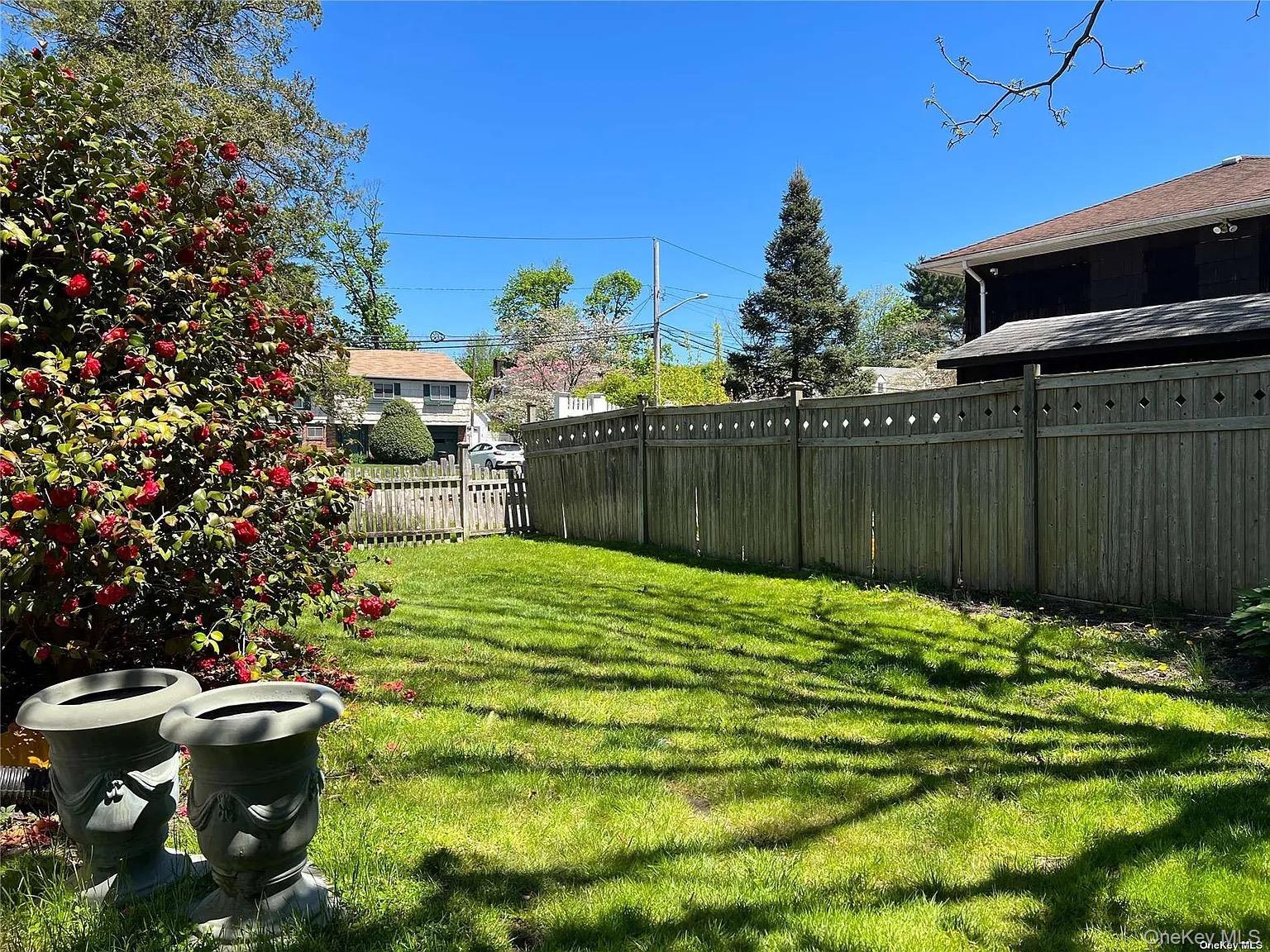 #15 photo, 1 Cliftwood Drive, Саффолк ‖ Huntington , NY 11743