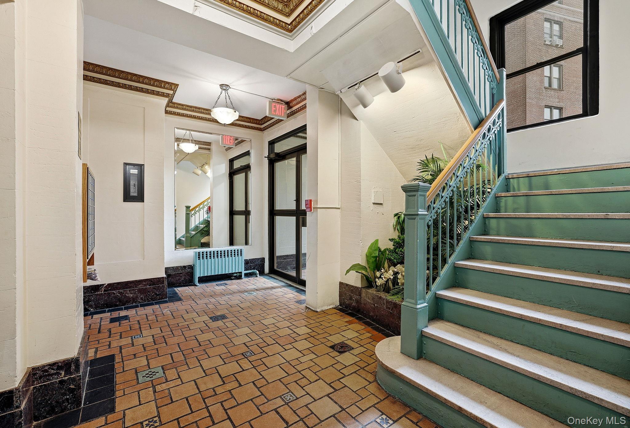 #3 photo, 11 Alden Road, Larchmont , NY 10538