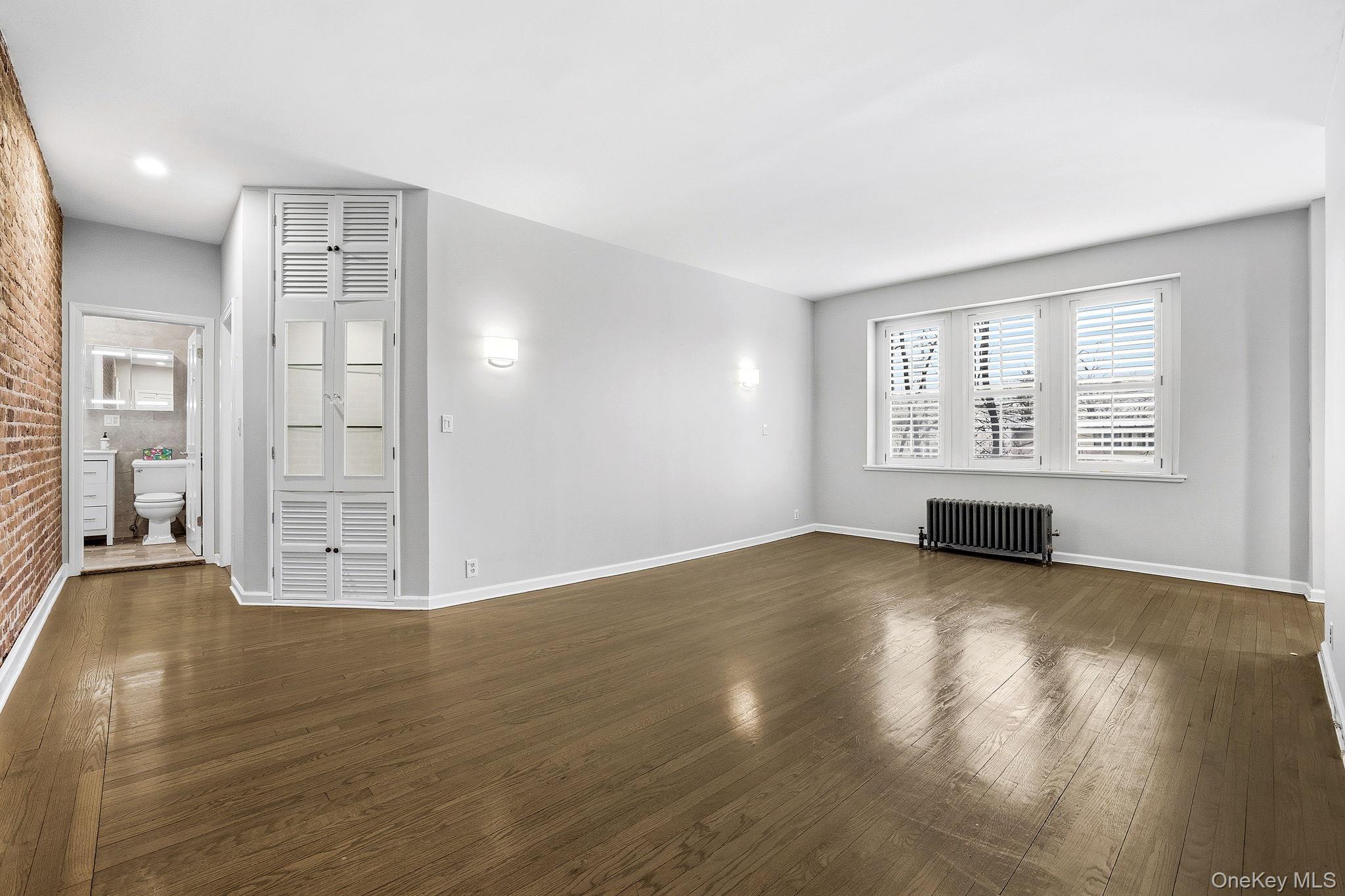 #7 photo, 11 Alden Road, Larchmont , NY 10538