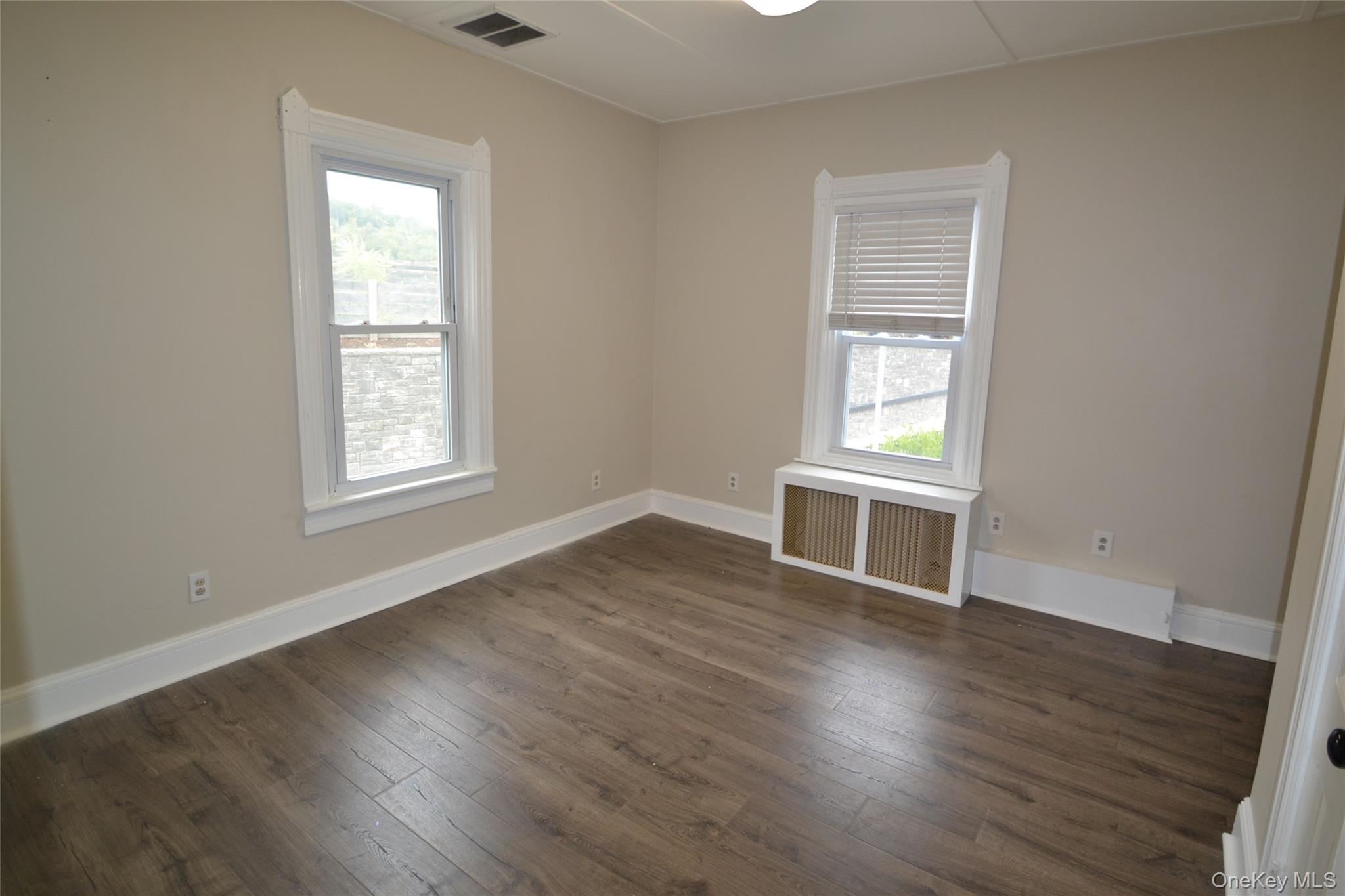 #7 photo, 282 S Broadway, Nyack , NY 10960