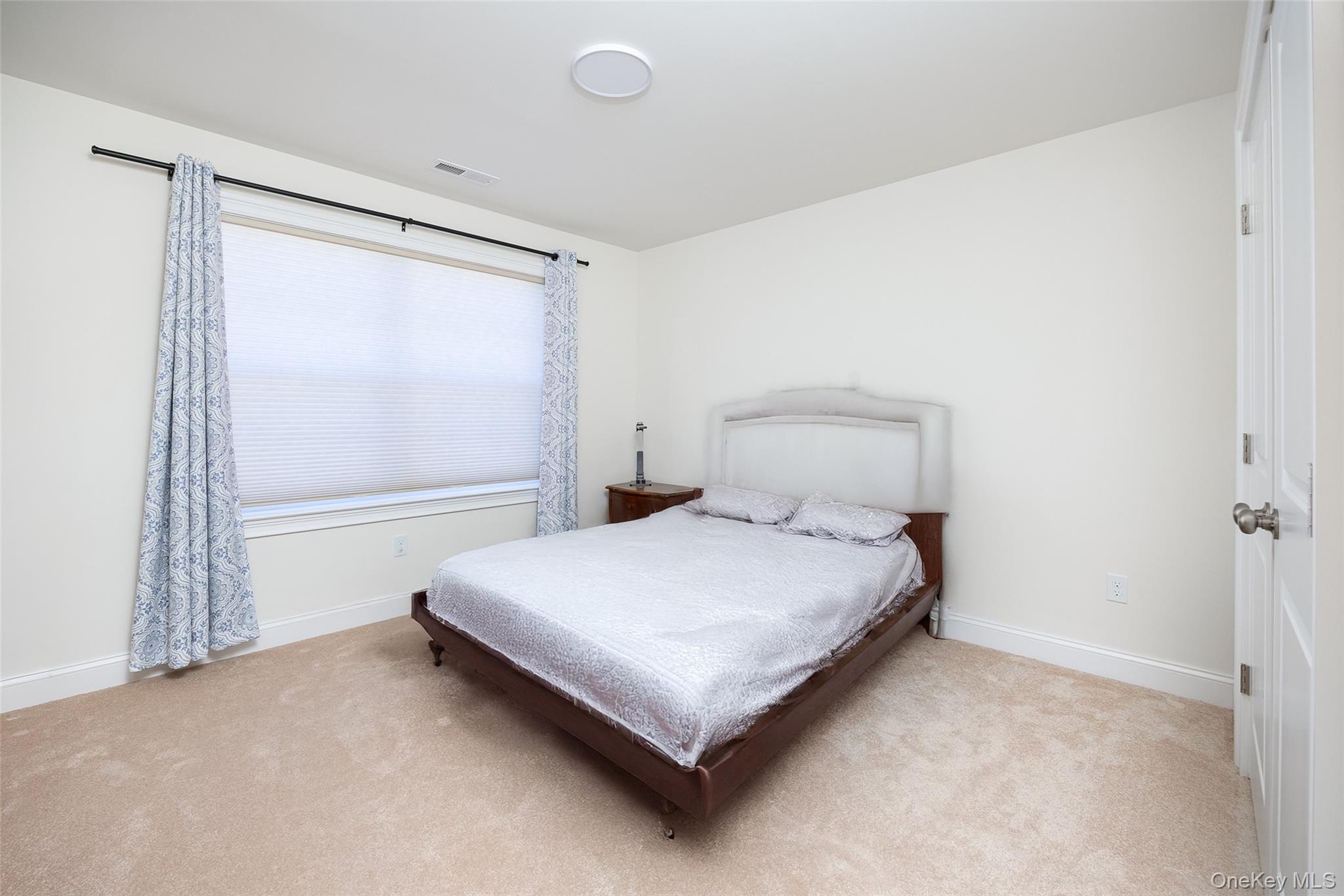 #16 photo, 30 Kensington Lane, Poughkeepsie , NY 12603