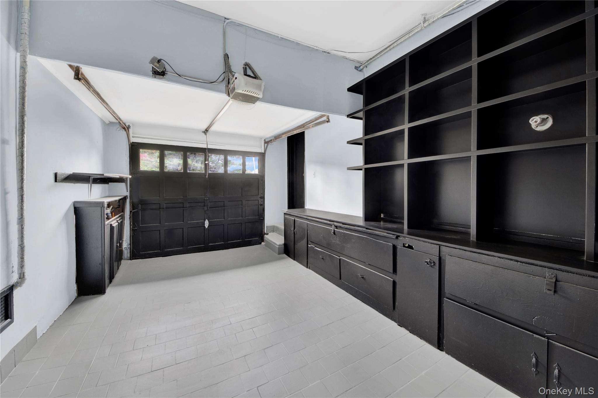 #13 photo, 28 Crestmont Avenue, Yonkers , NY 10704