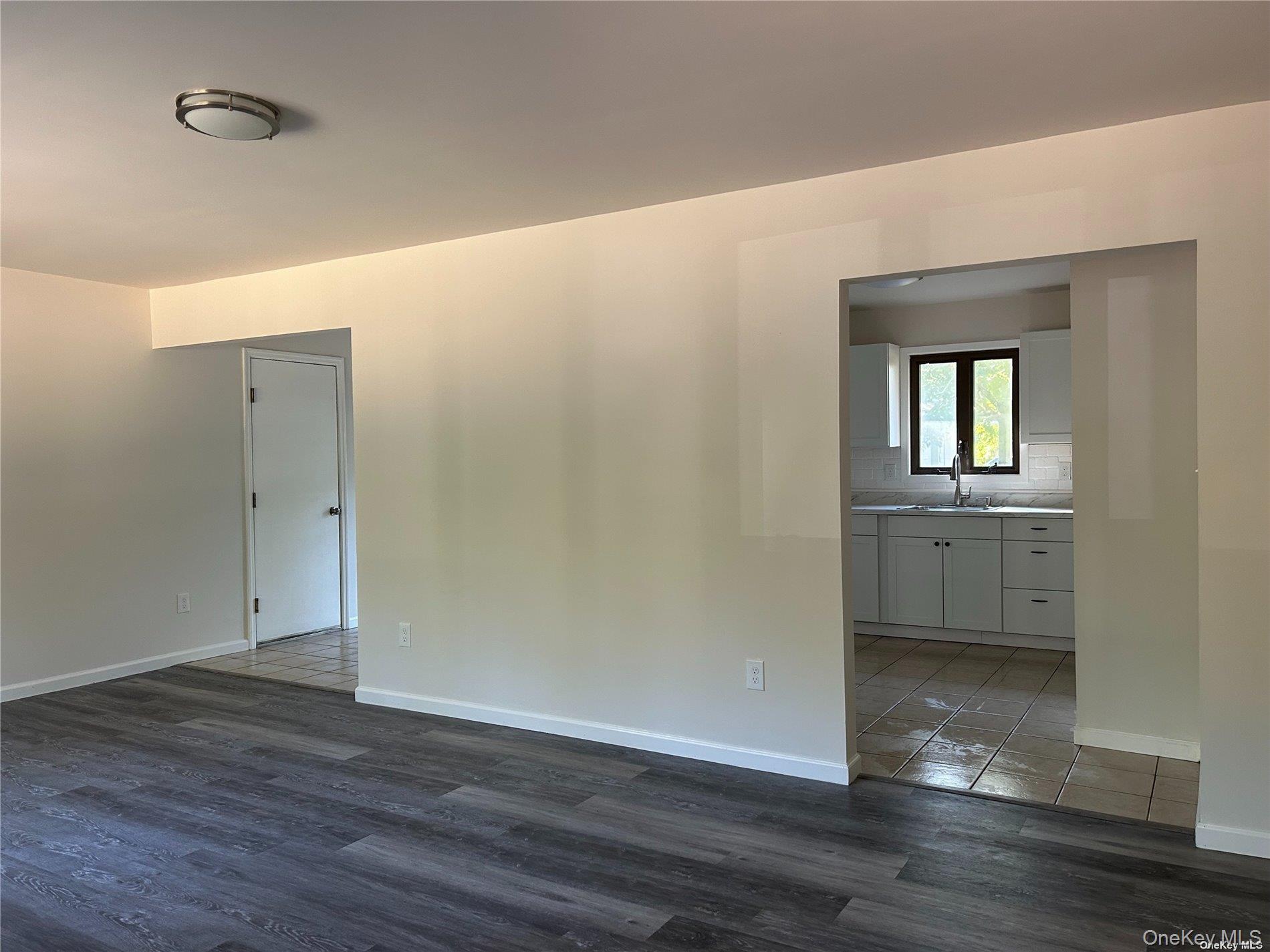 #5 photo, 70 J T Boulevard, Саффолк ‖ Riverhead , NY 11901