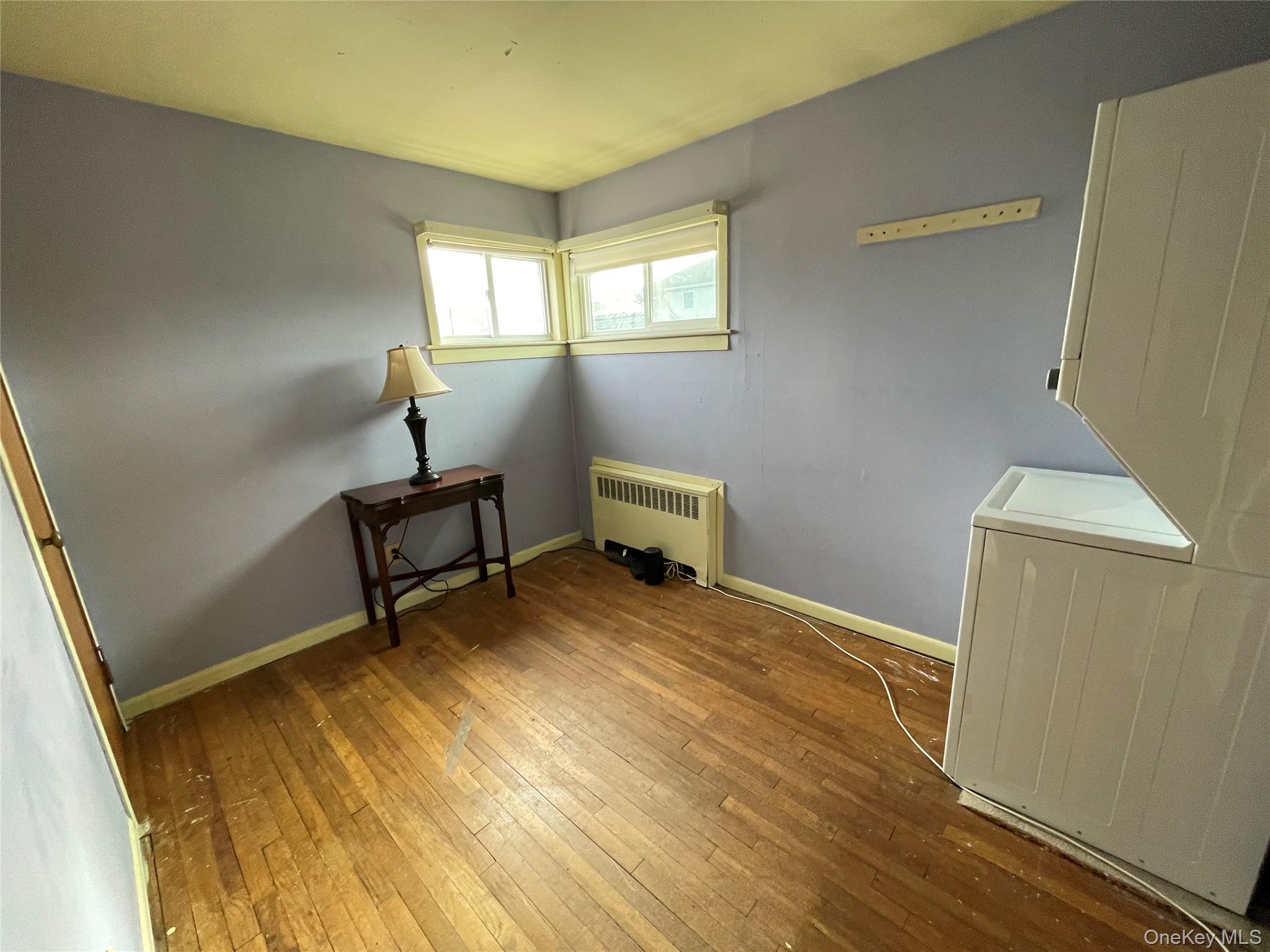 #14 photo, 413 37th Street, מחוז סאפוק Lindenhurst , NY 11757