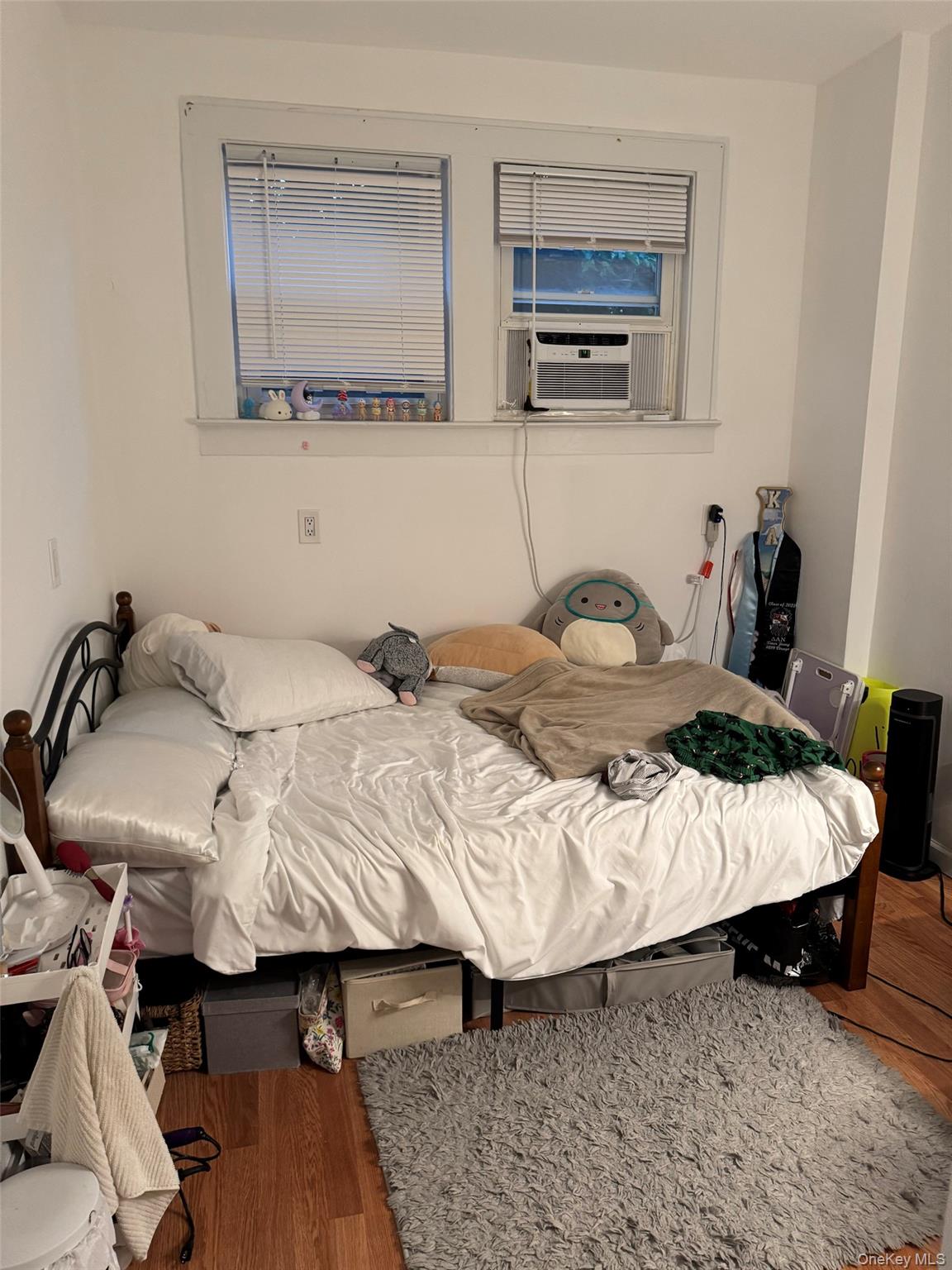 #4 photo, 39-14 214th Place, Bayside , NY 11361