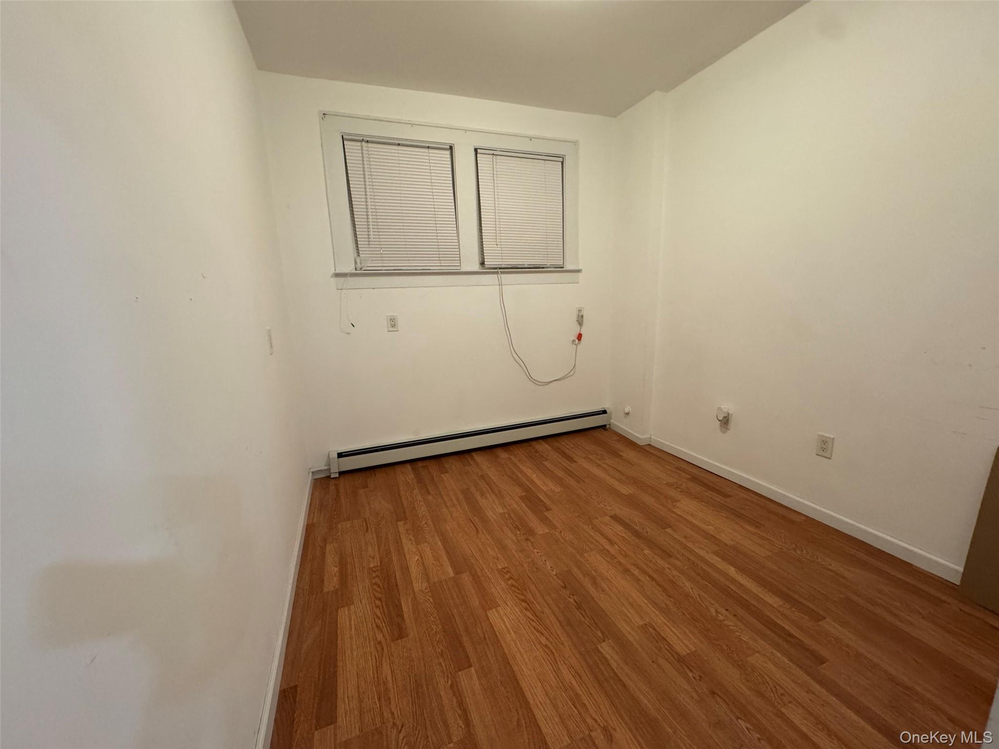 #8 photo, 39-14 214th Place, Bayside , NY 11361