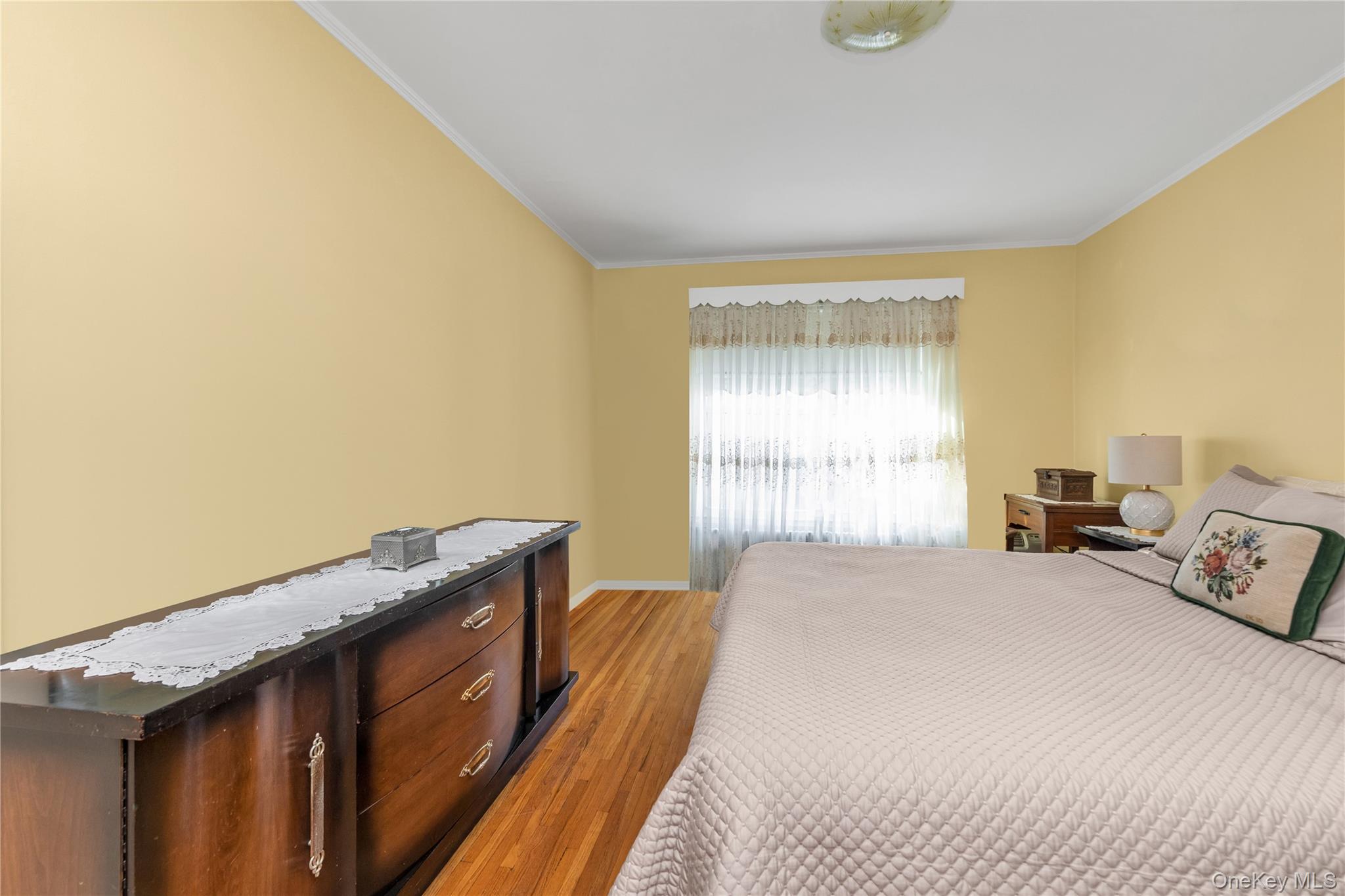 #11 photo, 142-24 61st Road, Flushing , NY 11367