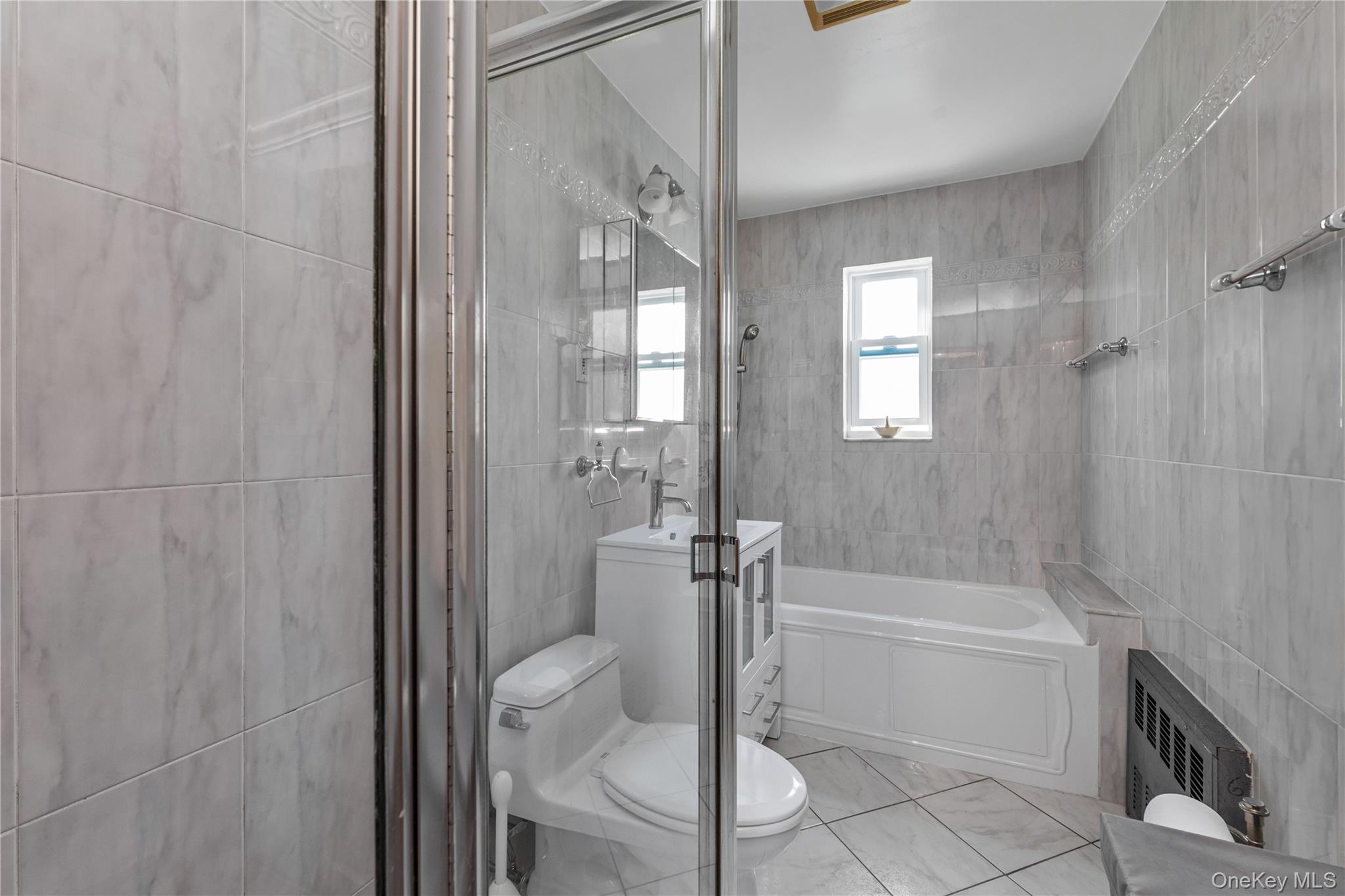 #13 photo, 142-24 61st Road, Flushing , NY 11367