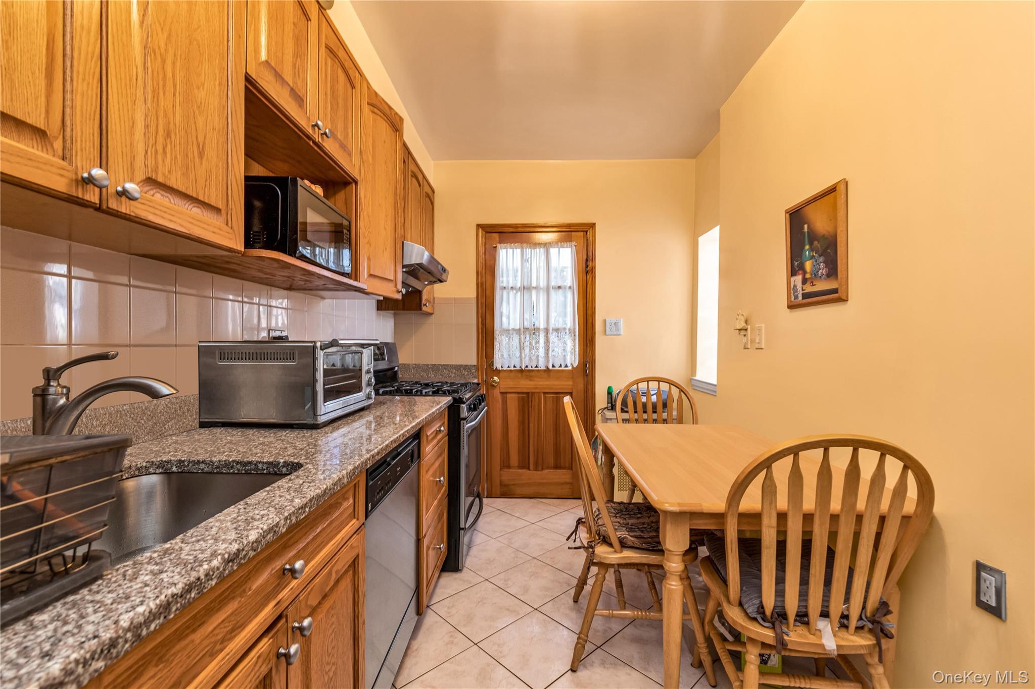 #7 photo, 142-24 61st Road, Flushing , NY 11367