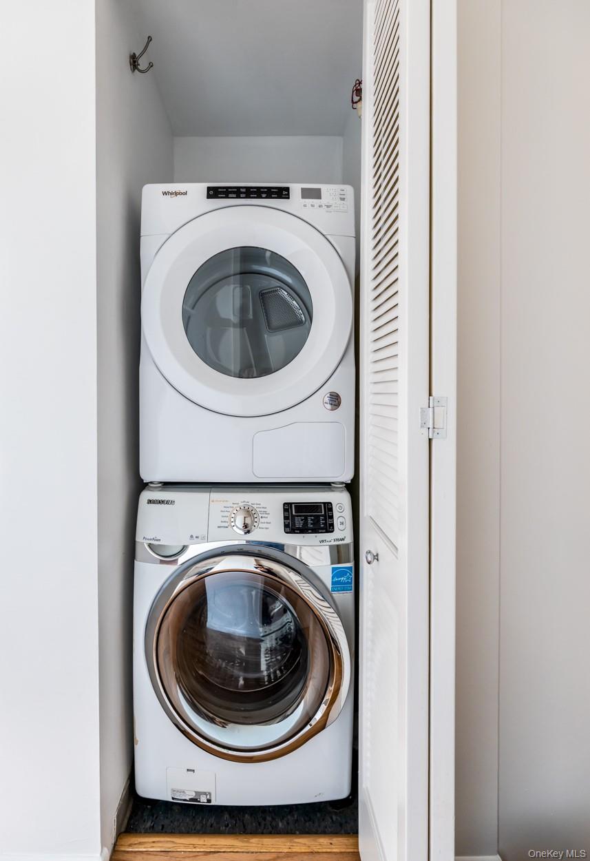 #14 photo, 48-21 5th Street, Long Island City , NY 11101