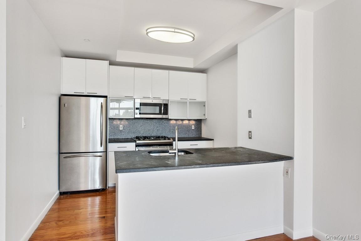 #2 photo, 48-21 5th Street, Long Island City , NY 11101