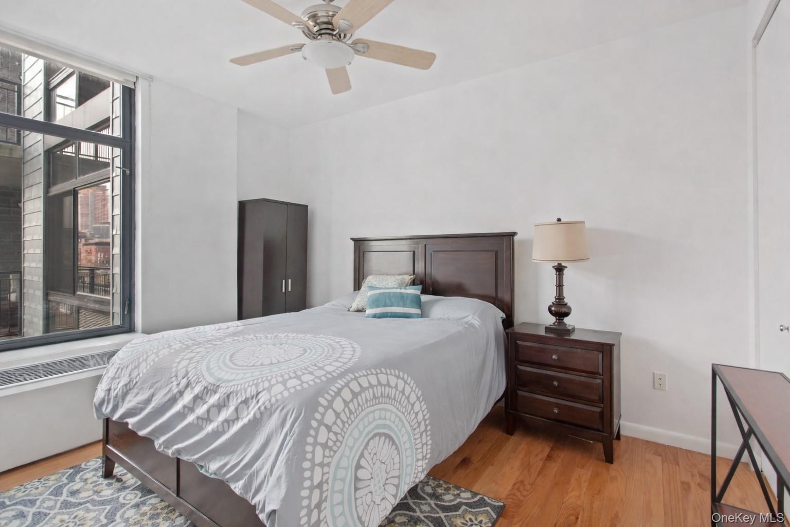 #9 photo, 48-21 5th Street, Long Island City , NY 11101