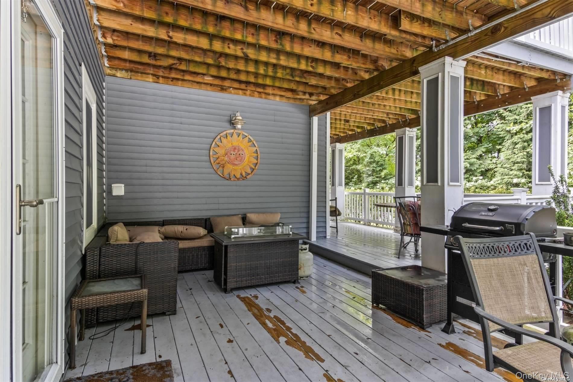 #19 photo, 245 Main Street, سوفولك Cold Spring Harbor , NY 11724