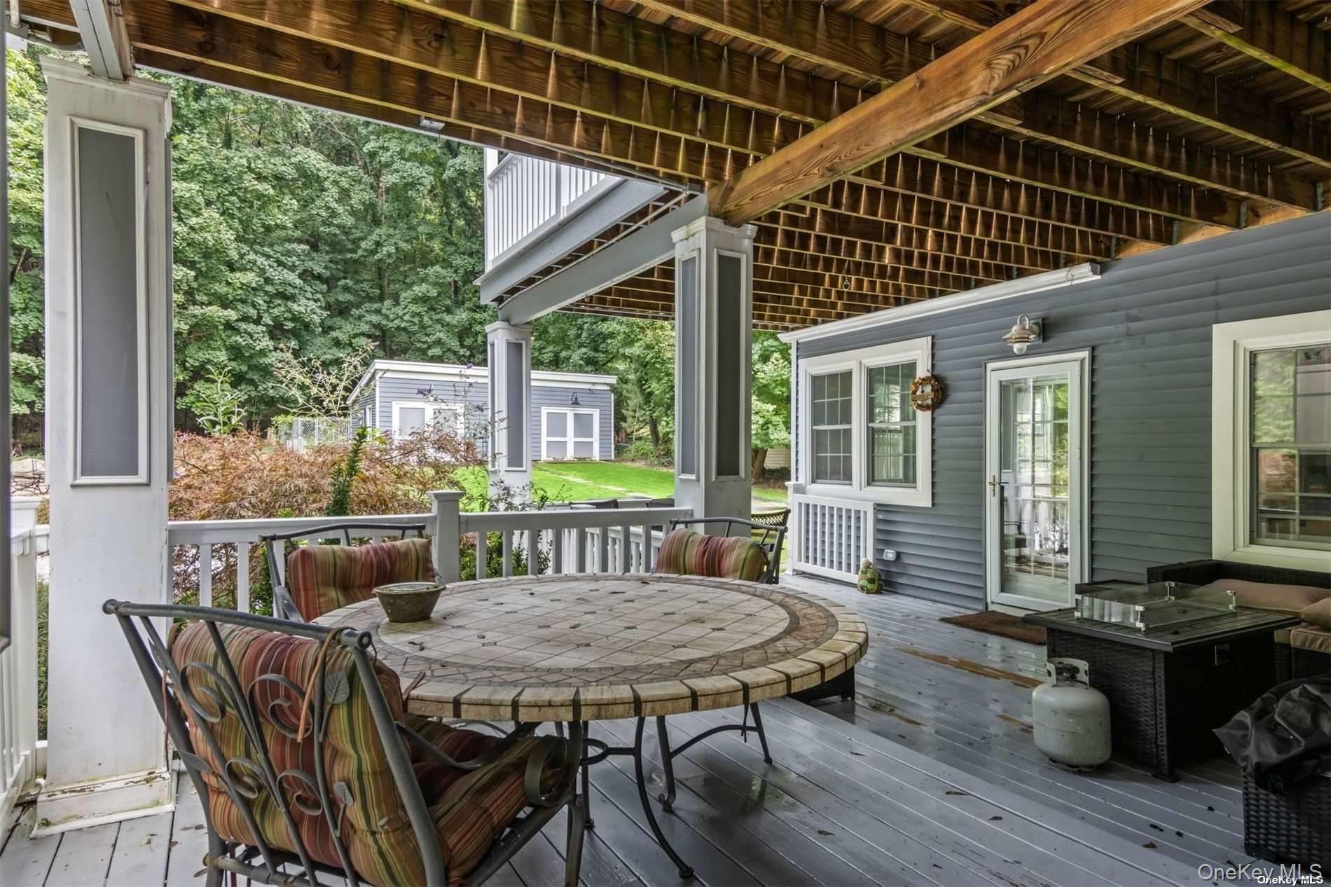 #20 photo, 245 Main Street, سوفولك Cold Spring Harbor , NY 11724