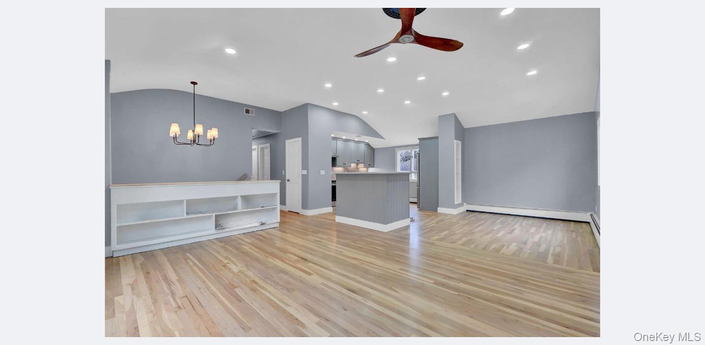 #10 photo, 33 Gaines Street, सफ़ोक काउंटी Huntington , NY 11743