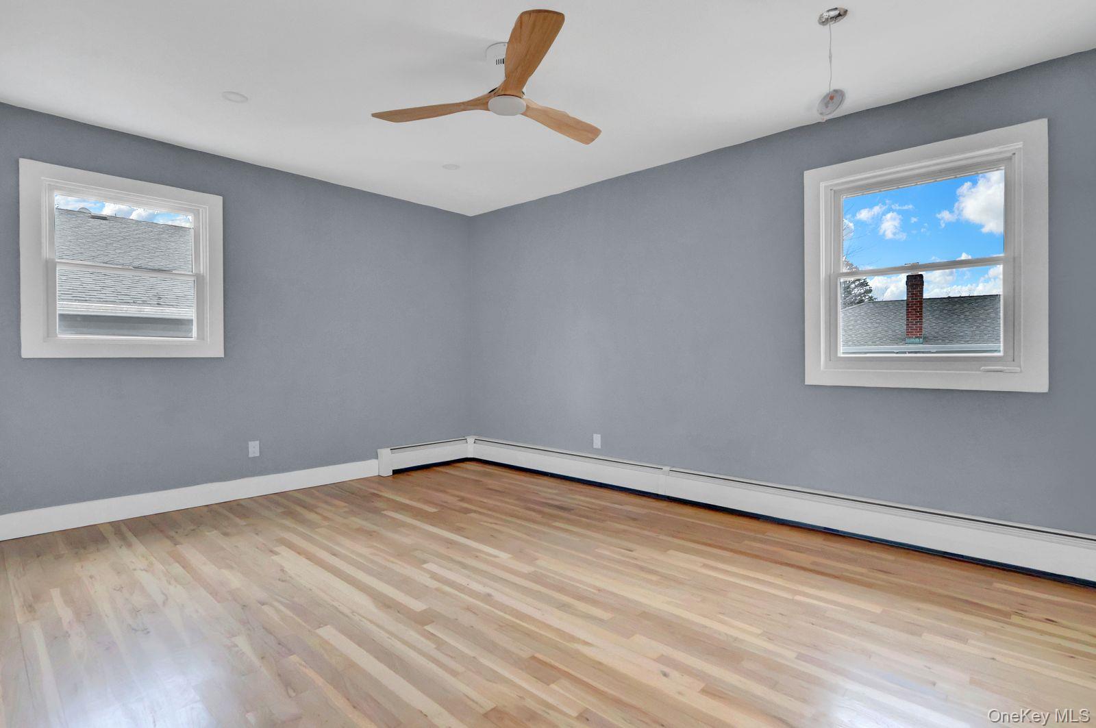 #13 photo, 33 Gaines Street, सफ़ोक काउंटी Huntington , NY 11743