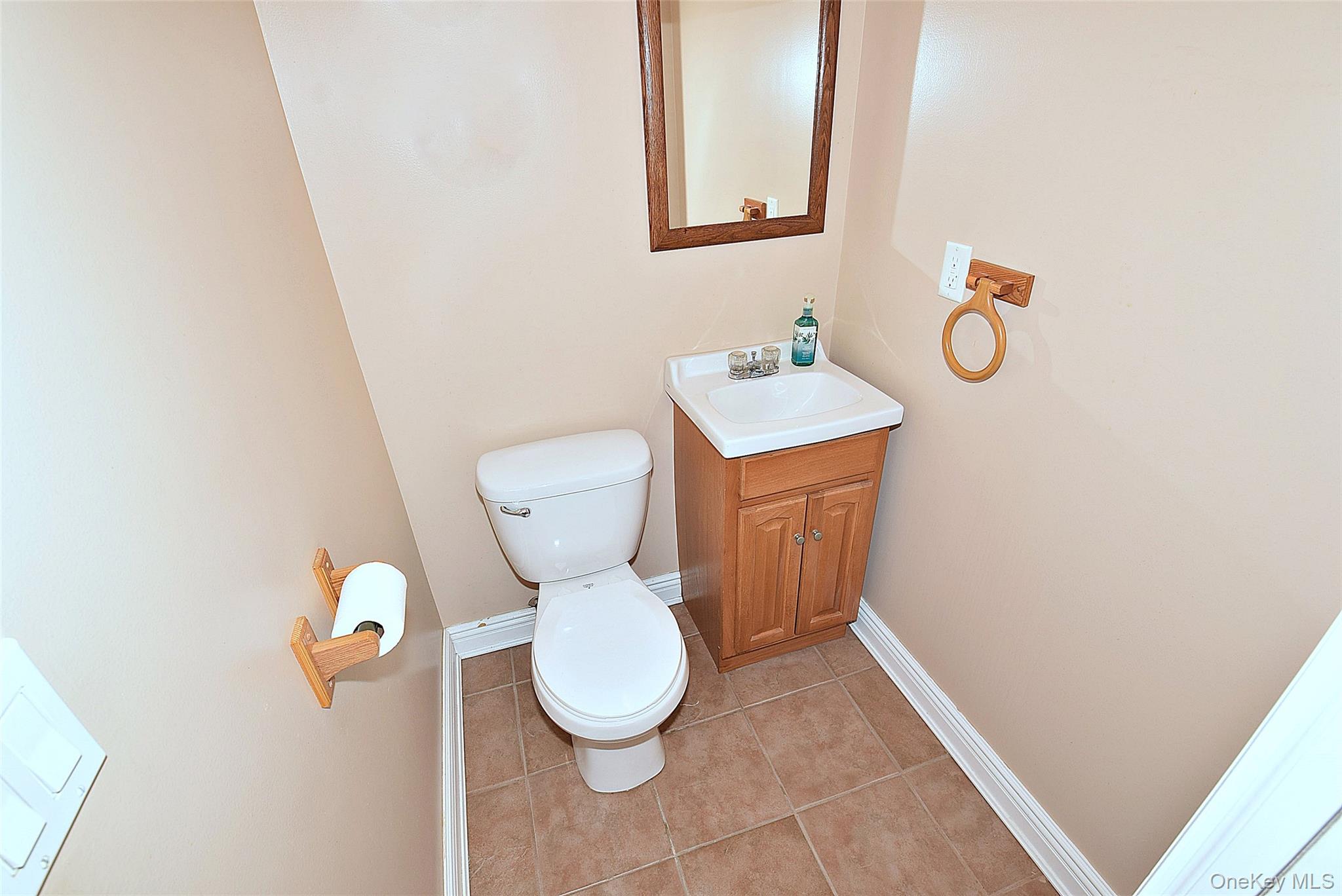 #11 photo, 7216 66th Drive, 뉴욕퀸즈 Middle Village , NY 11379