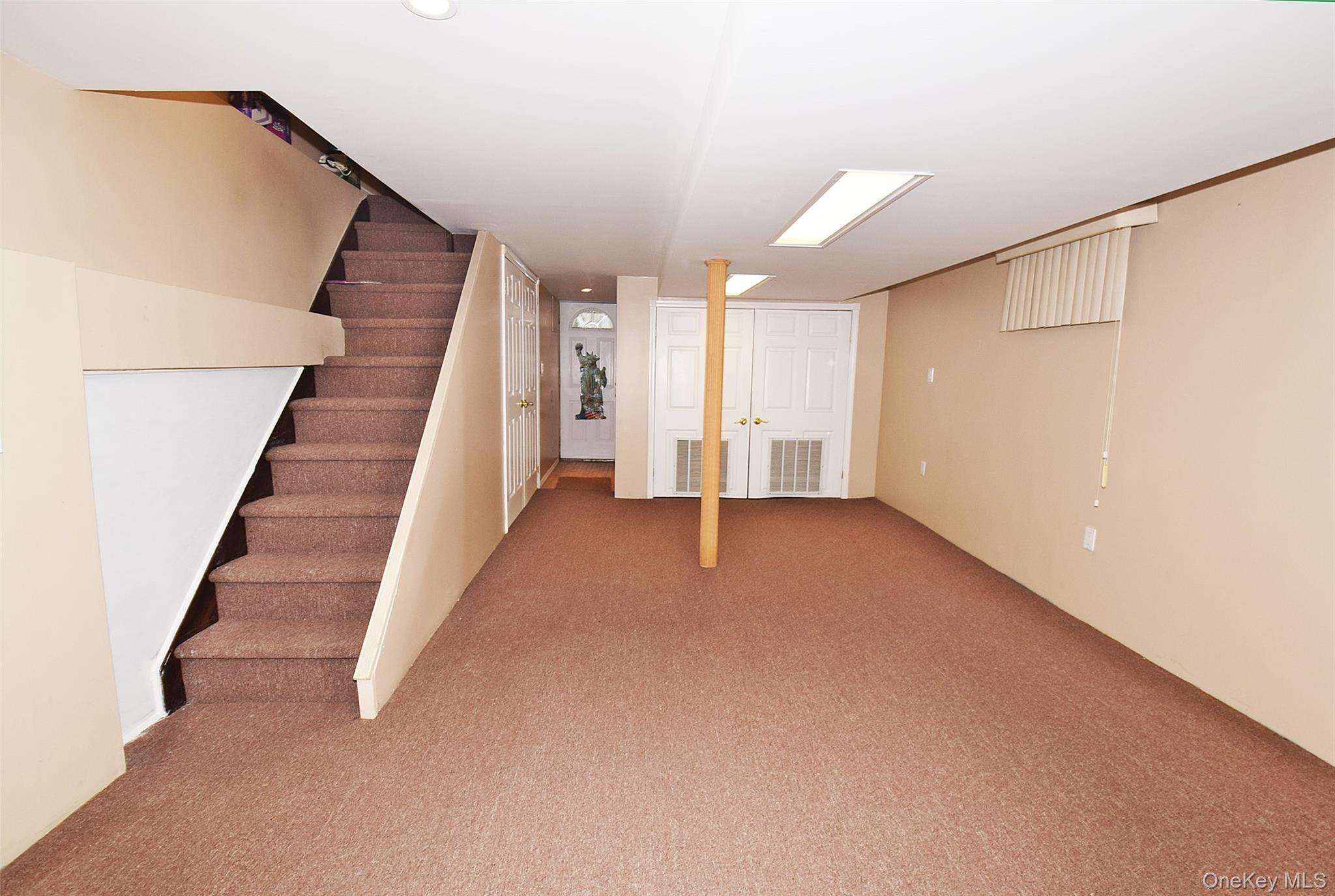 #17 photo, 7216 66th Drive, 뉴욕퀸즈 Middle Village , NY 11379