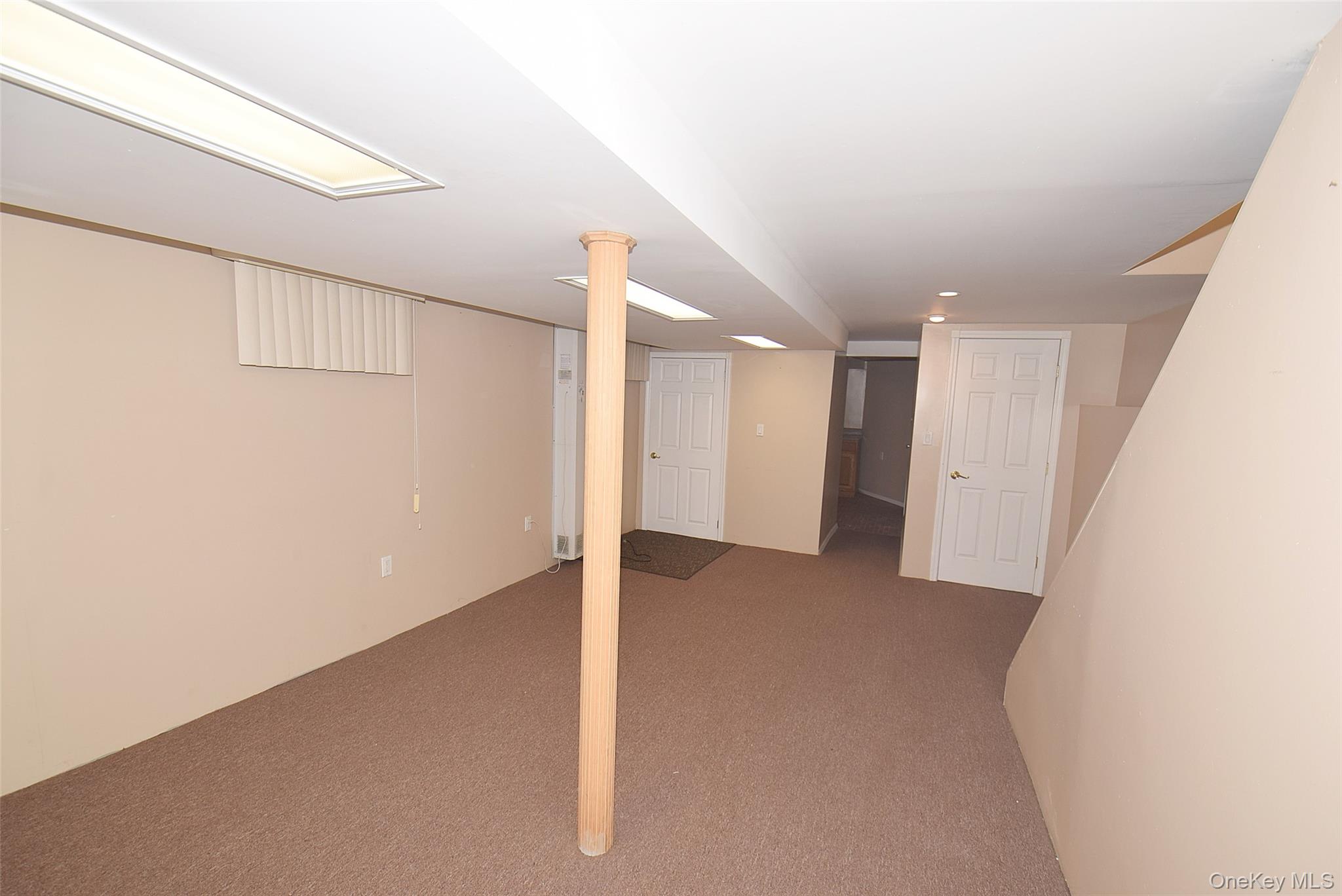 #18 photo, 7216 66th Drive, 뉴욕퀸즈 Middle Village , NY 11379