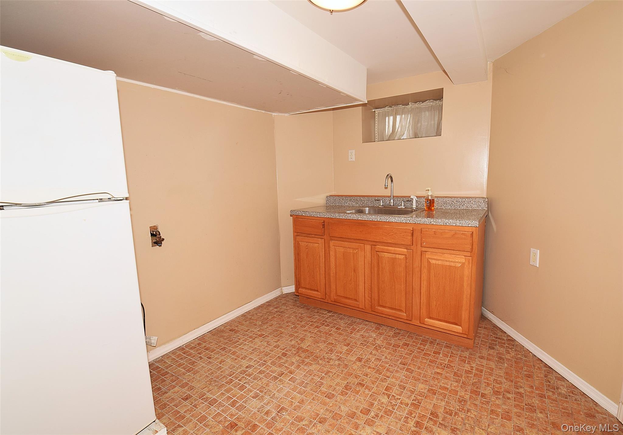 #20 photo, 7216 66th Drive, 뉴욕퀸즈 Middle Village , NY 11379