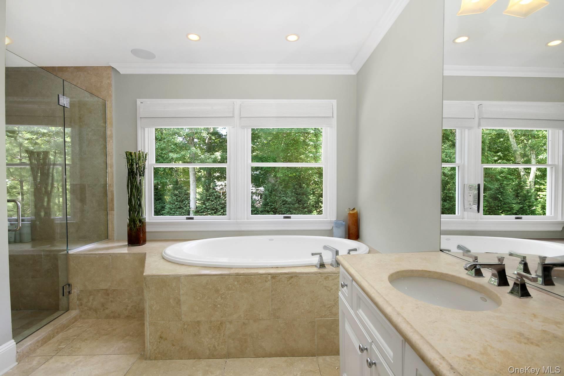 #19 photo, 10 Bay View Road, Southampton , NY 11968