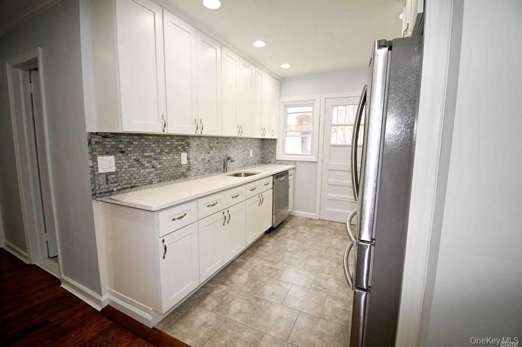 #4 photo, 241 Woodbury Road, 长岛 Hicksville , NY 11801