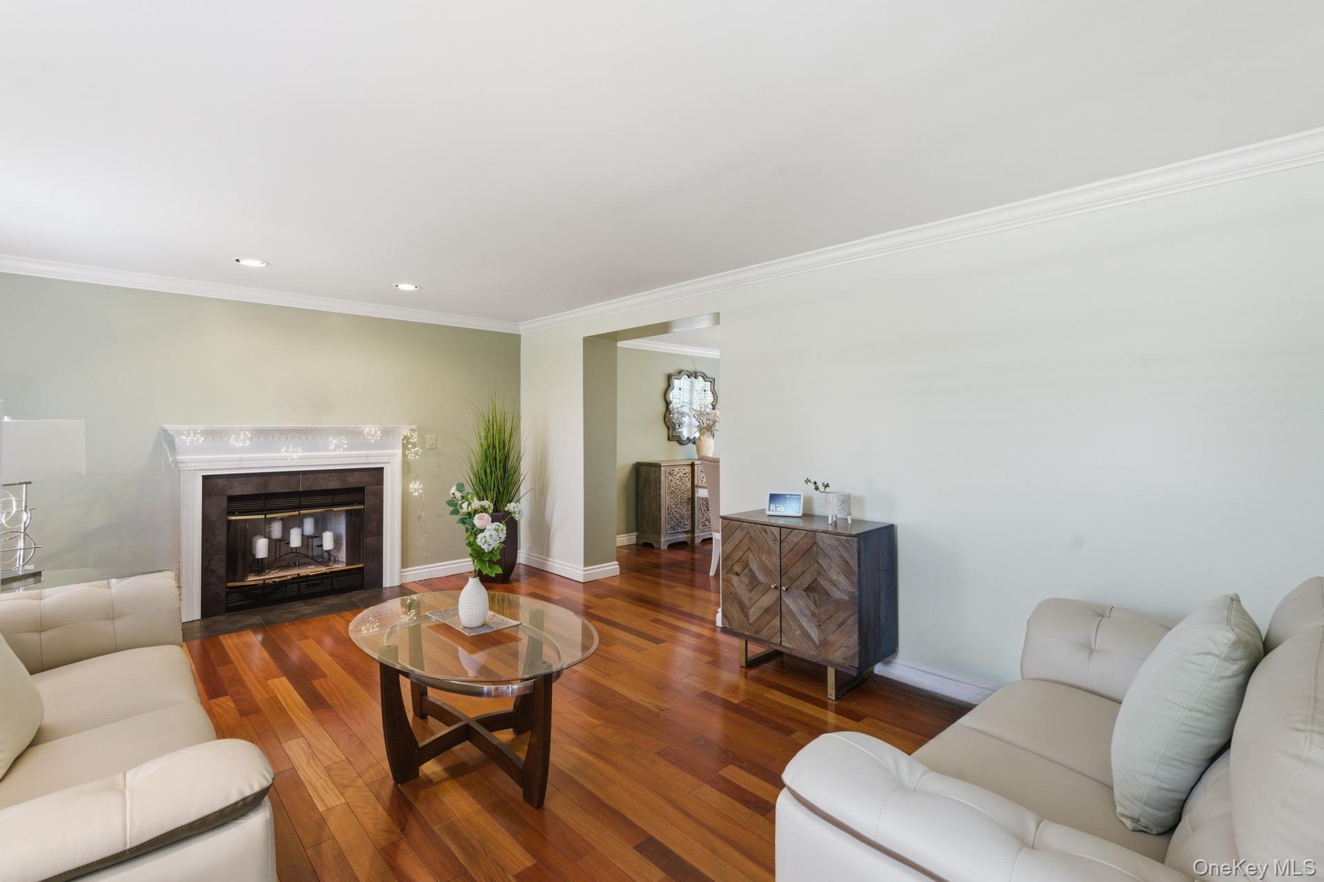 #13 photo, 39 Foreston Circle, 롱 아일랜드 Manorville , NY 11949