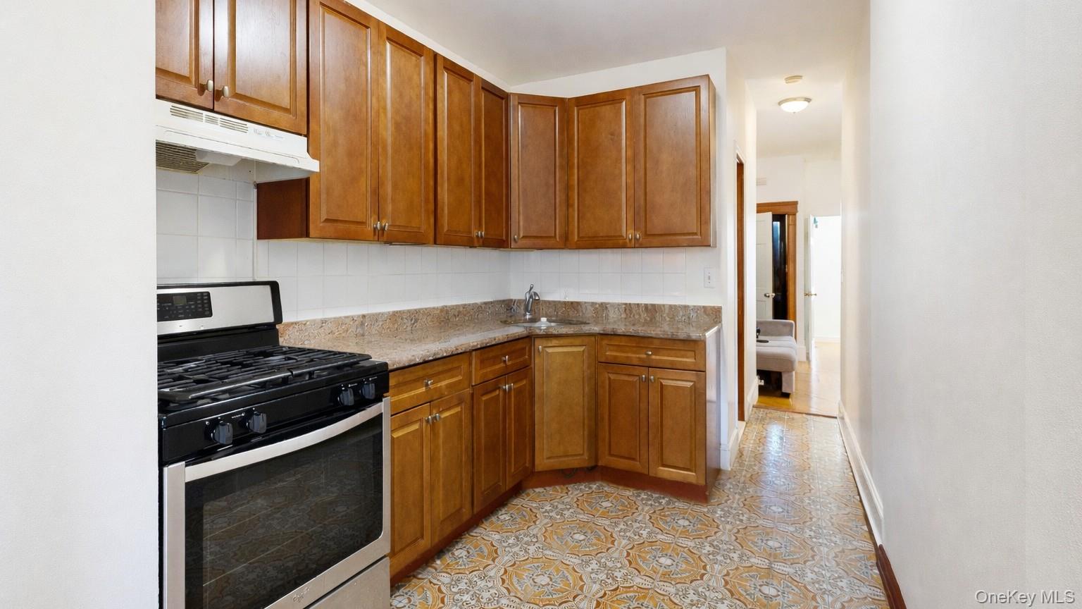 #10 photo, 972 52nd Street, Brooklyn , NY 11219