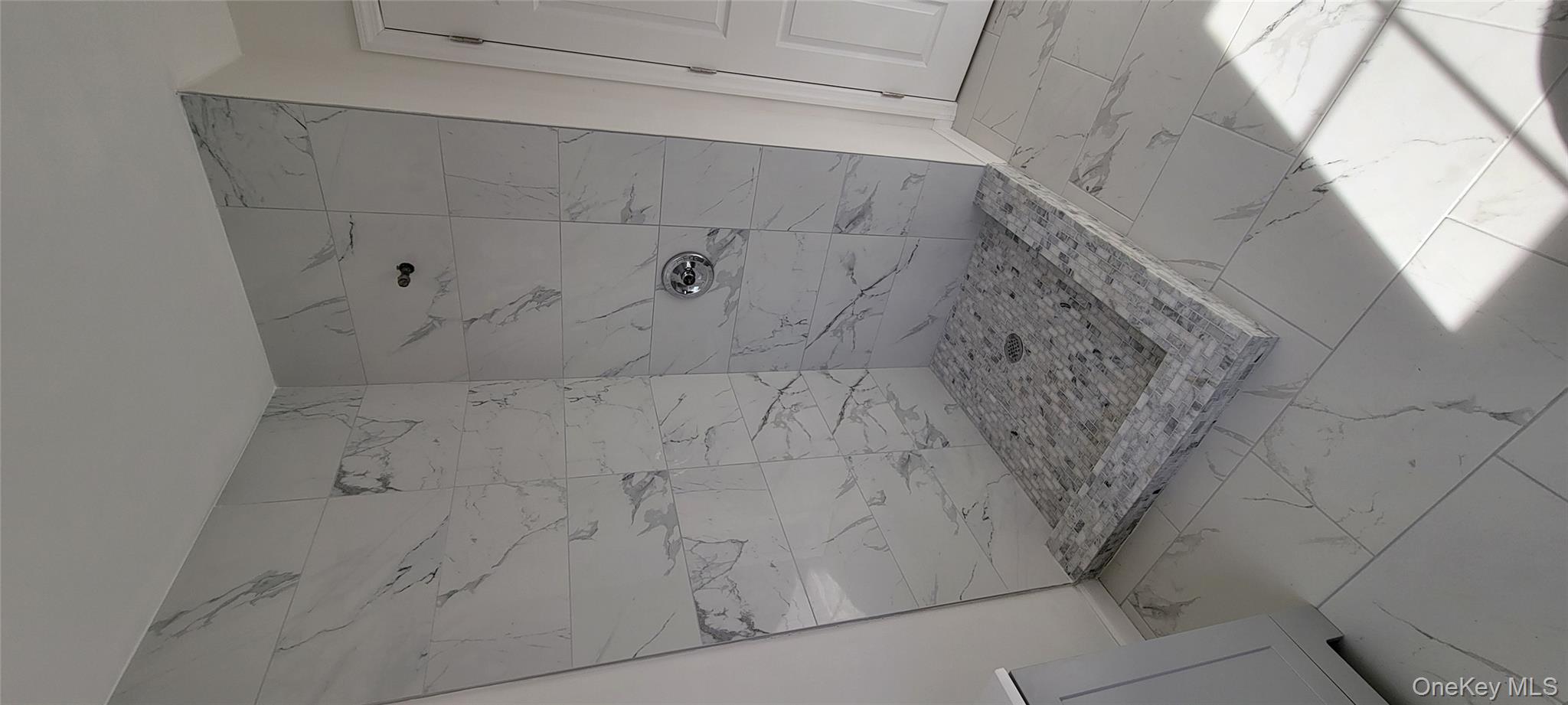 #13 photo, 83 Kraemer Street, Hicksville , NY 11801