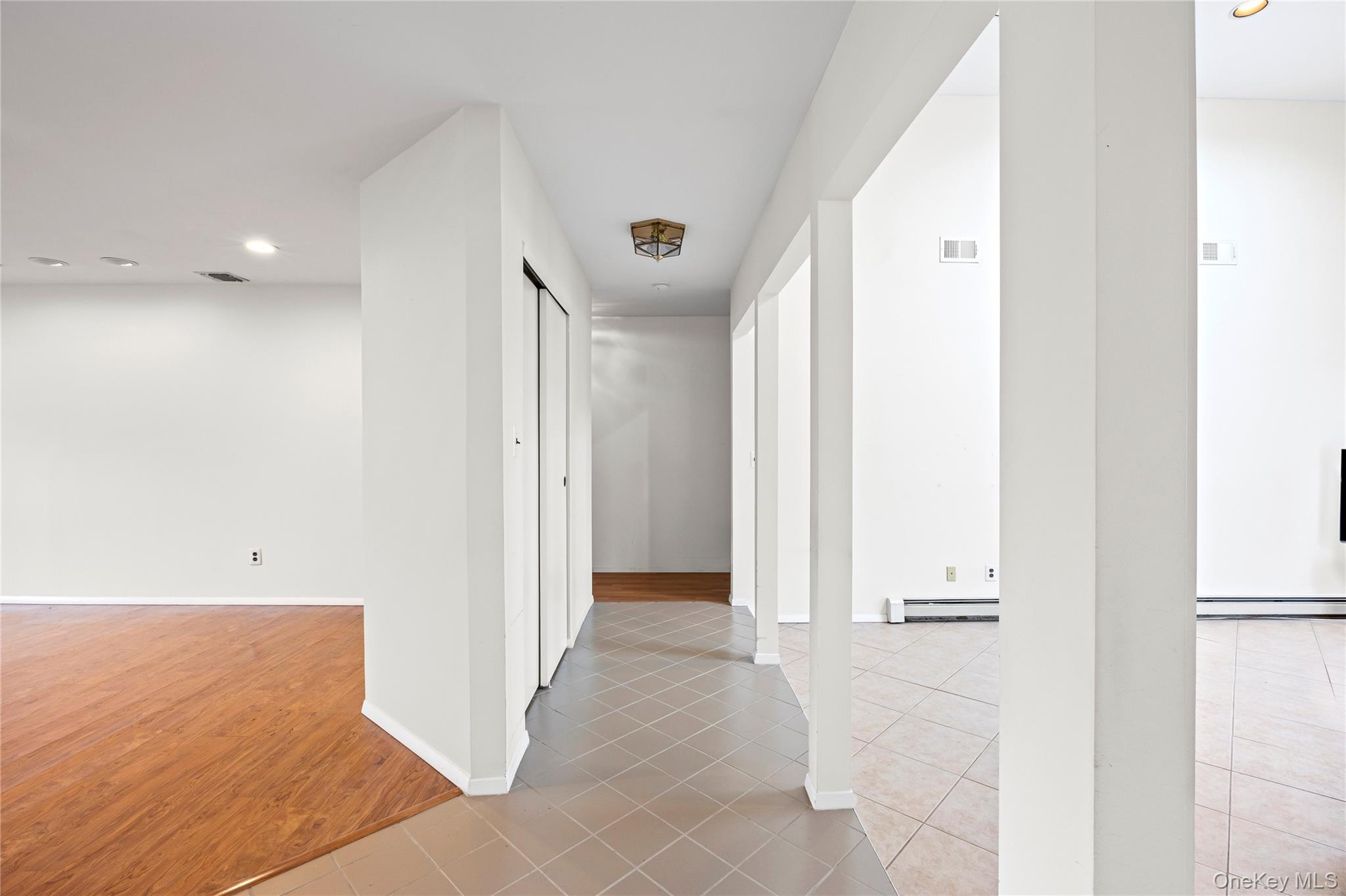 #11 photo, 6 Hillview Court, Commack , NY 11725