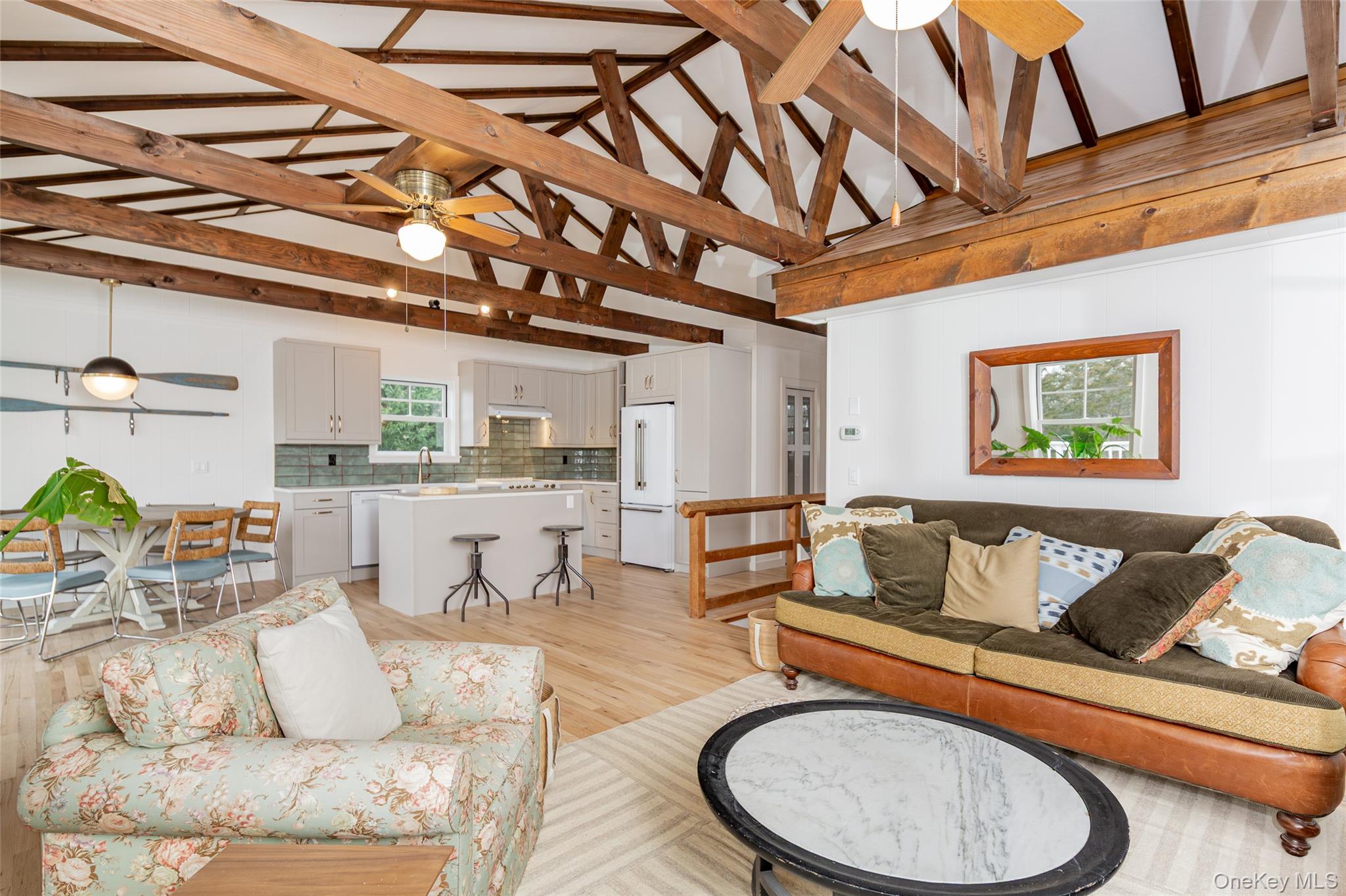 #6 photo, 9 Helens Lane, سوفولك Southampton , NY 11968