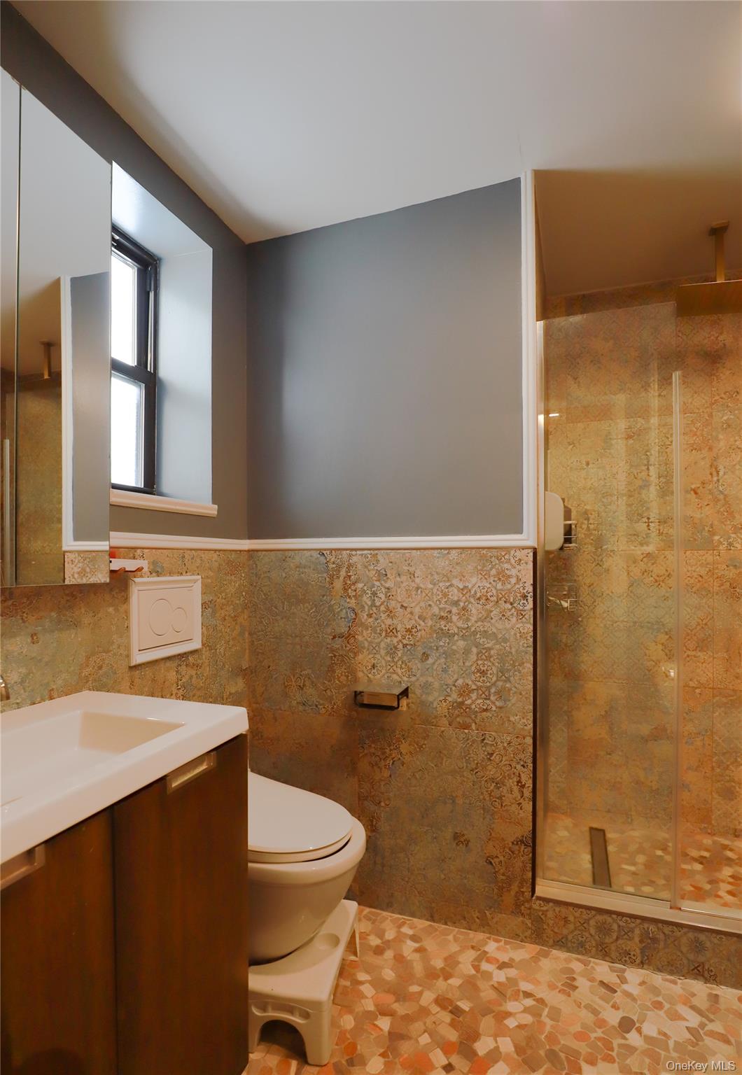 #15 photo, 36-20 190 Street, Flushing , NY 11358