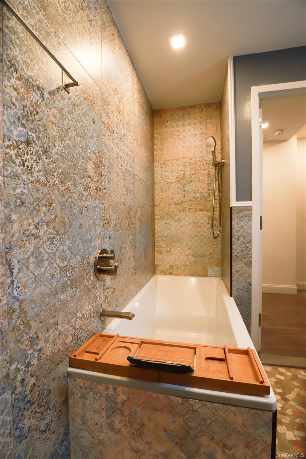 #17 photo, 36-20 190 Street, Flushing , NY 11358