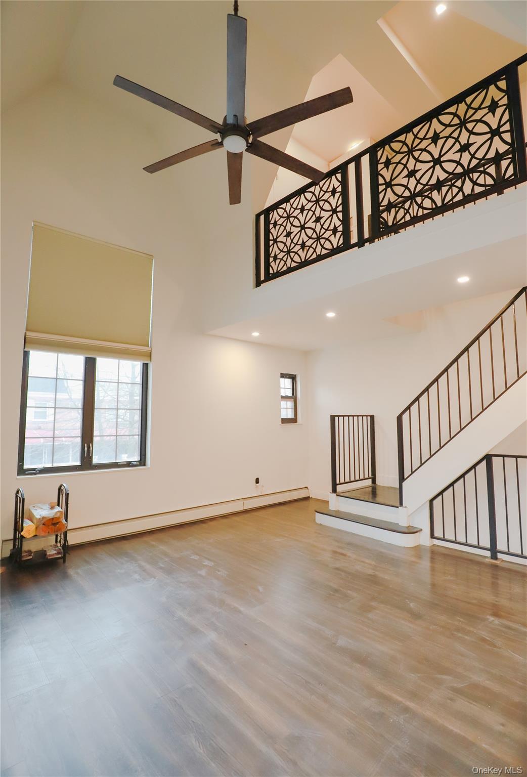 #7 photo, 36-20 190 Street, Flushing , NY 11358