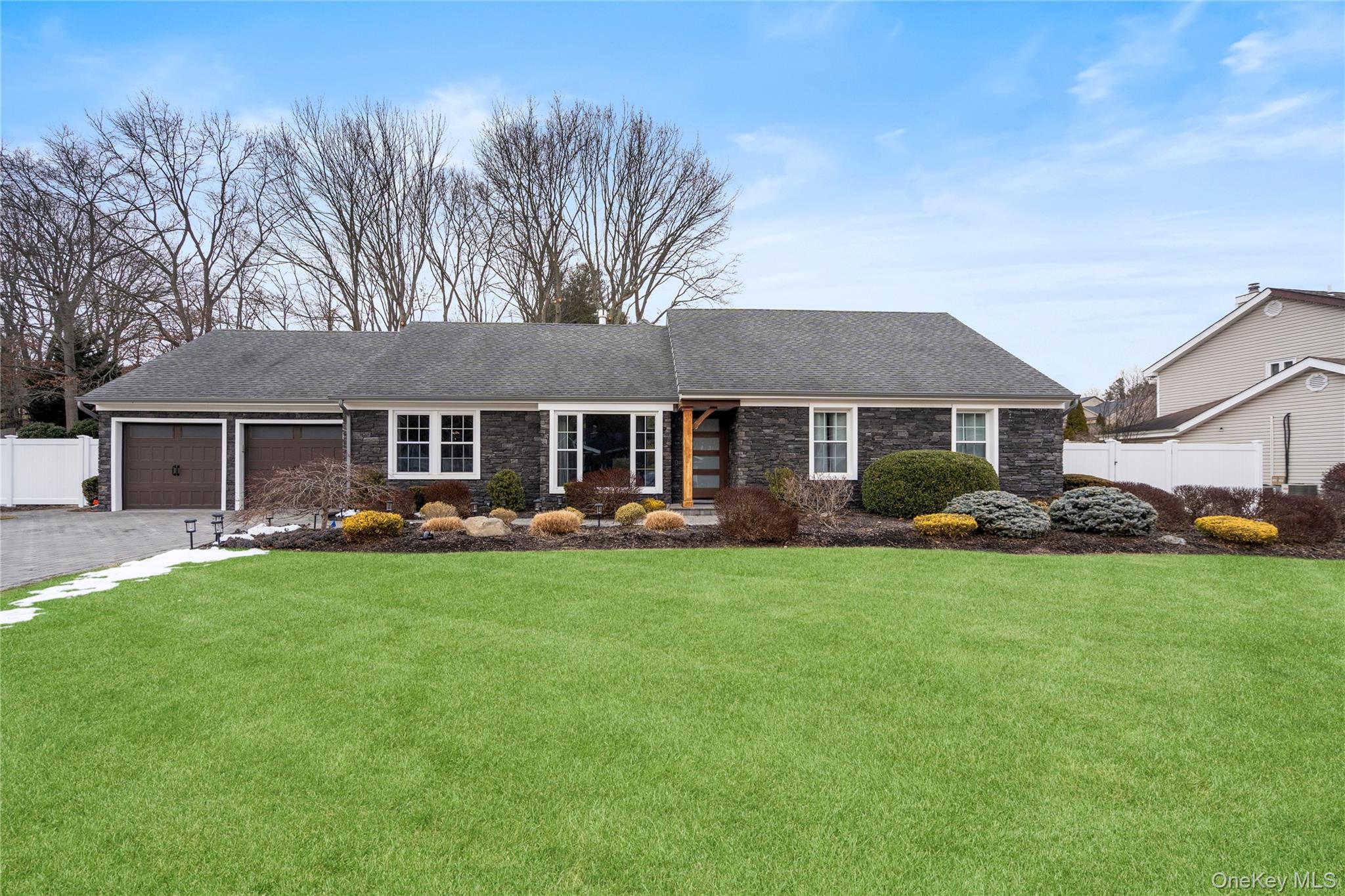 #3 photo, 58 Timber Ridge Drive, Commack , NY 11725