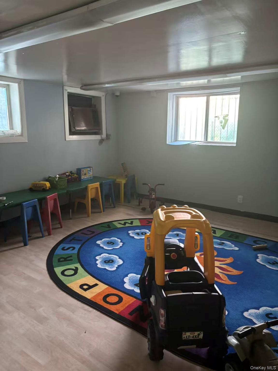 #15 photo, 145-15 34th Avenue, Flushing , NY 11354