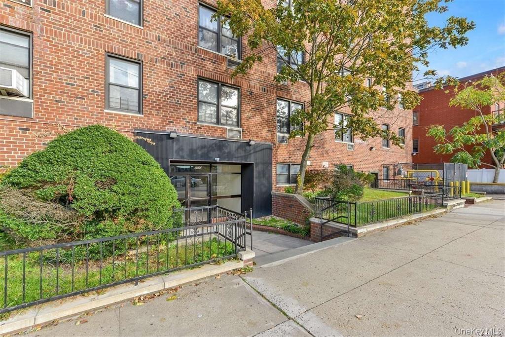 #14 photo, 1040 Neilson Street, Far Rockaway , NY 11691