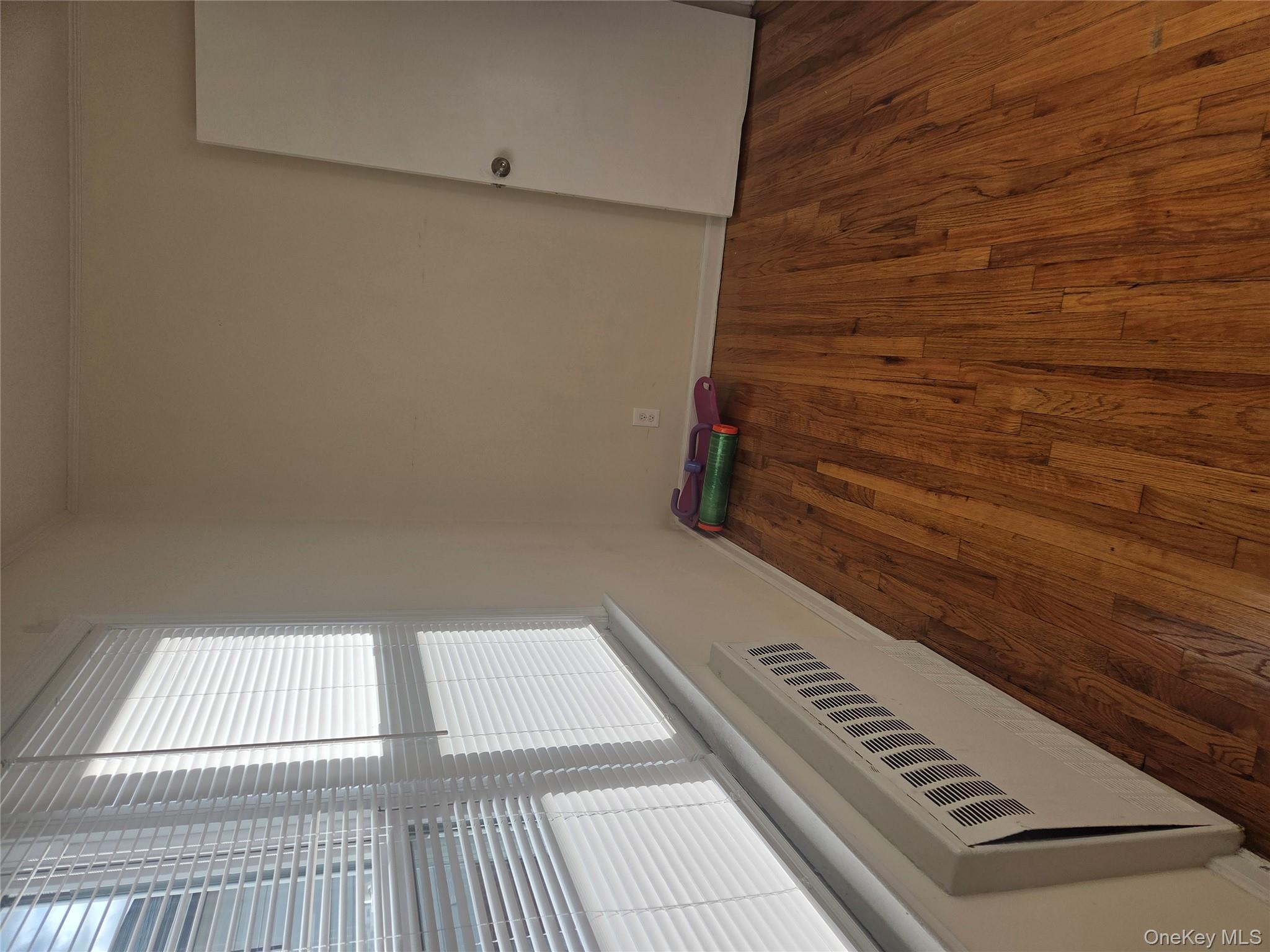 #9 photo, 221-20 137th Avenue, Springfield Gardens , NY 11413