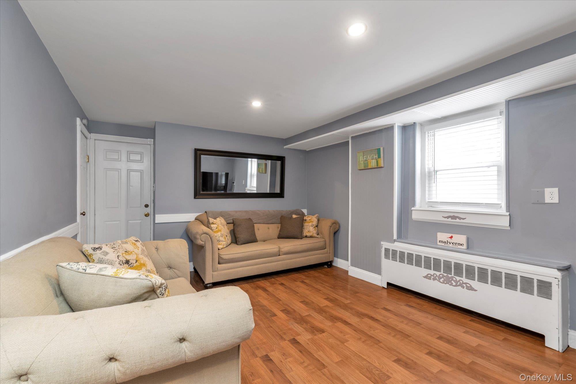 #10 photo, 30 York Street, Malverne , NY 11565