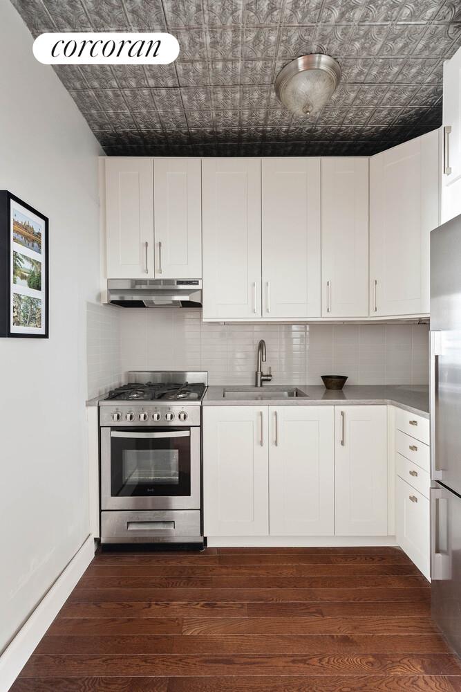 #8 photo, 49 W 12TH Street, मैनहटन Greenwich Village , NY 10011