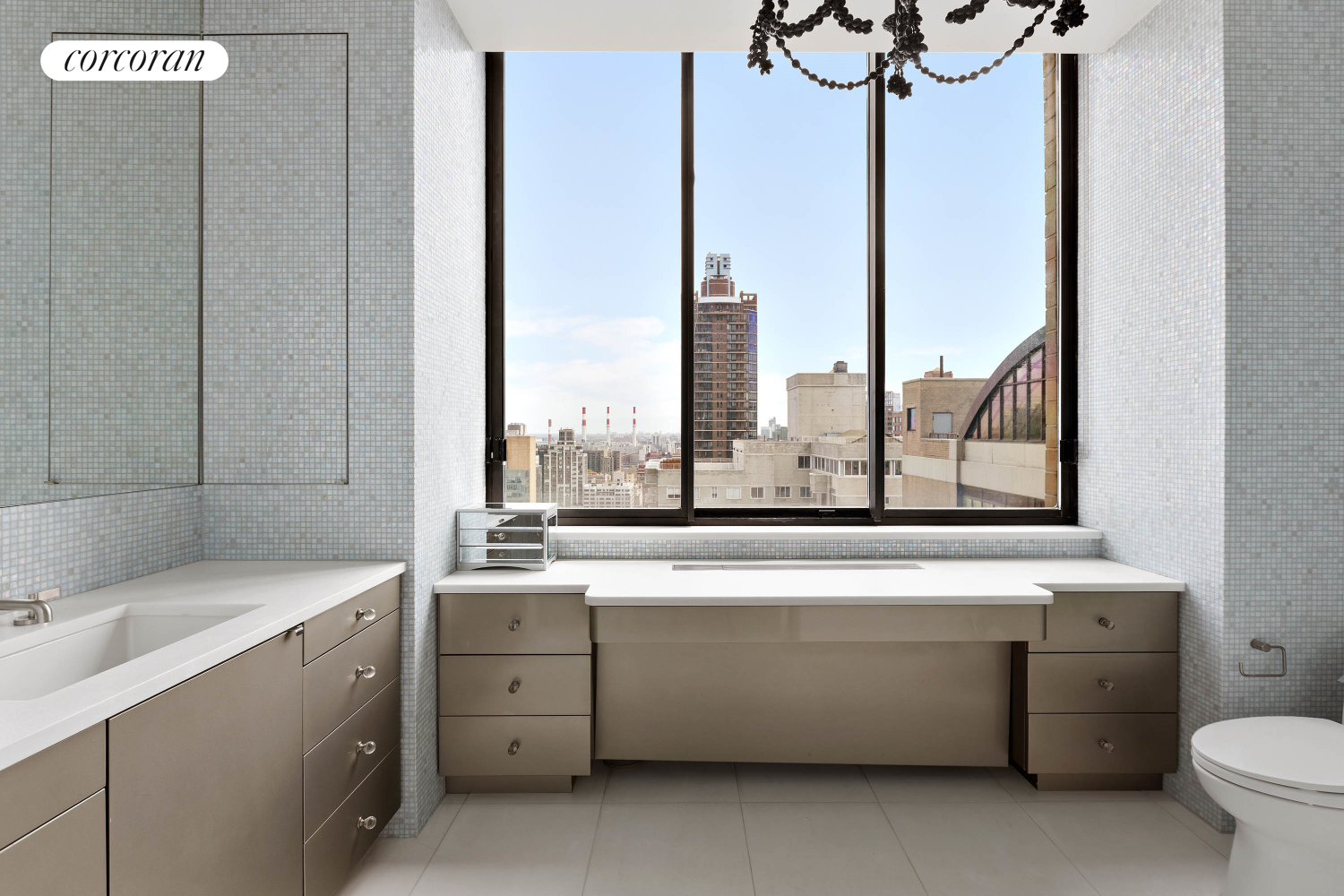 #21 photo, 200 E 65TH Street, 曼哈頓 上东城 Lenox Hill , NY 10065