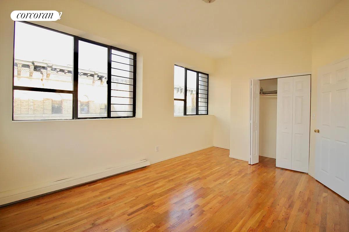 #2 photo, 272 WILLOUGHBY Avenue, Bedford-Stuyvesant , NY 11205