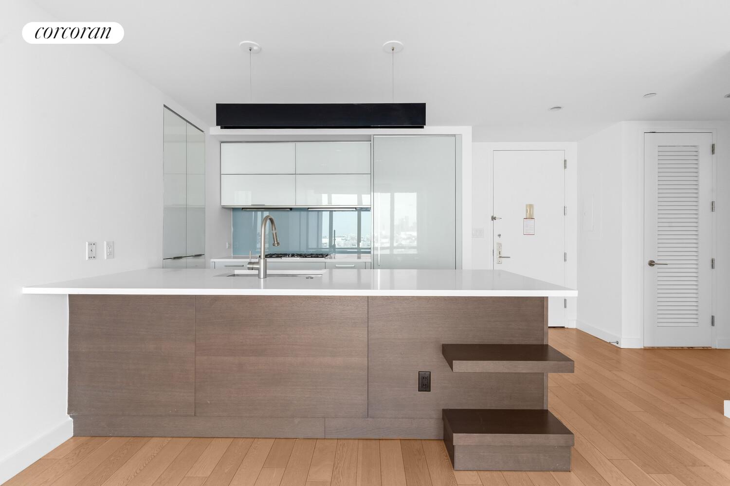 #4 photo, 34 N 7TH Street, ब्रुकलीन Williamsburg , NY 11249