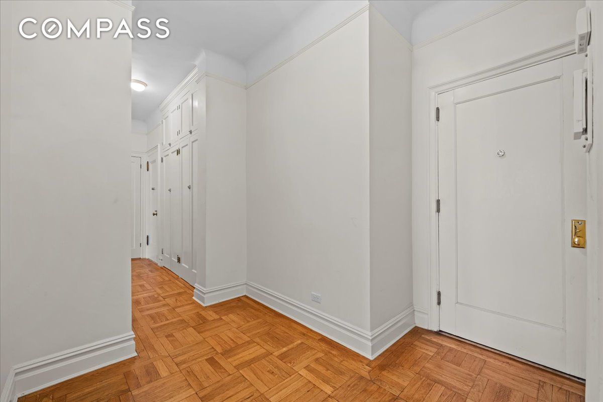 #5 photo, 780 W End Avenue, Upper West Side , NY 10025