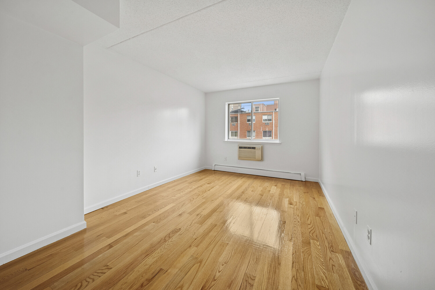 #17 photo, 63 E 119TH Street, South Harlem , NY 10035